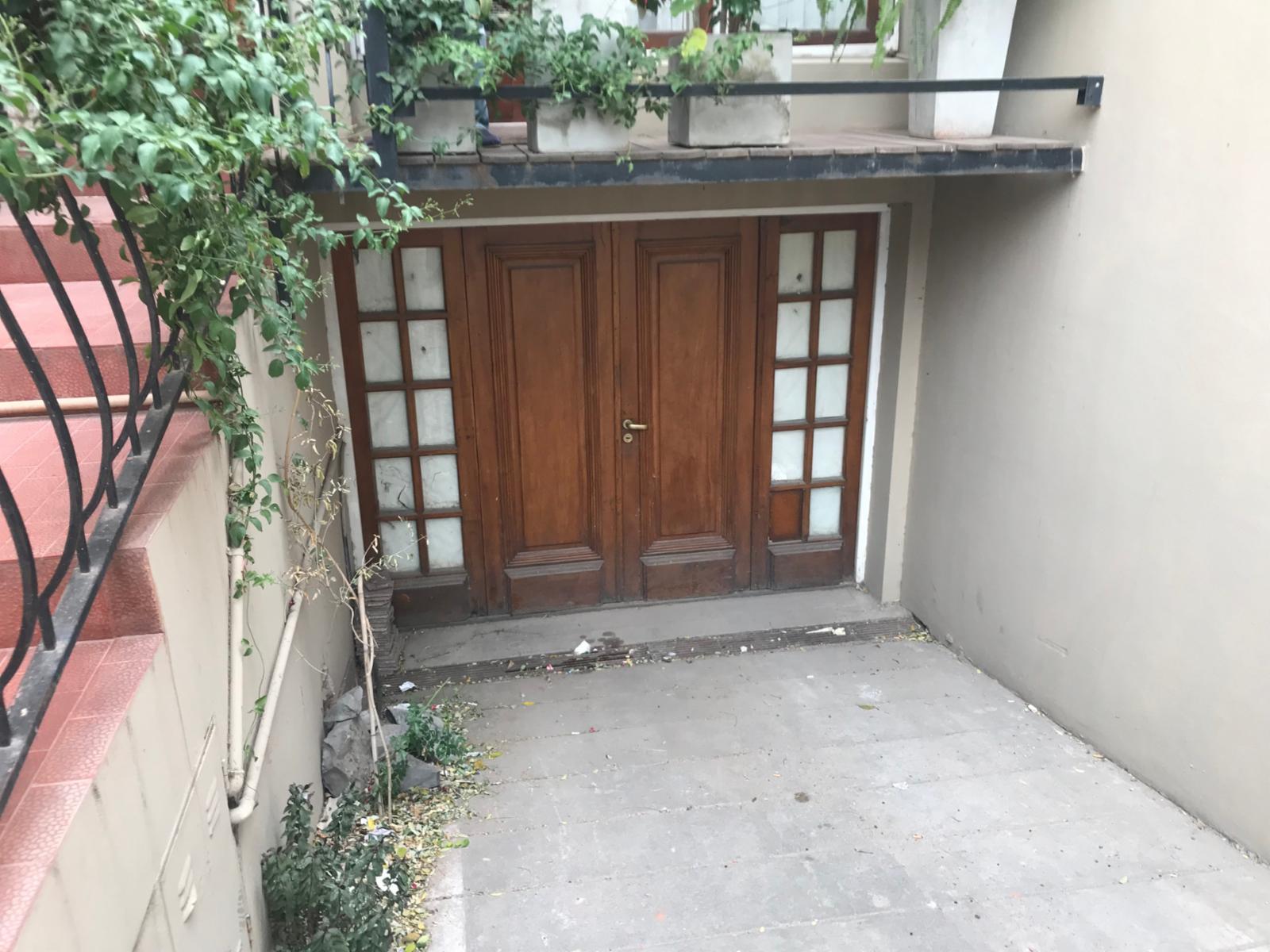 SE VENDE GRAN PROPIEDAD CÉNTRICA EN VIEDMA — foto 4