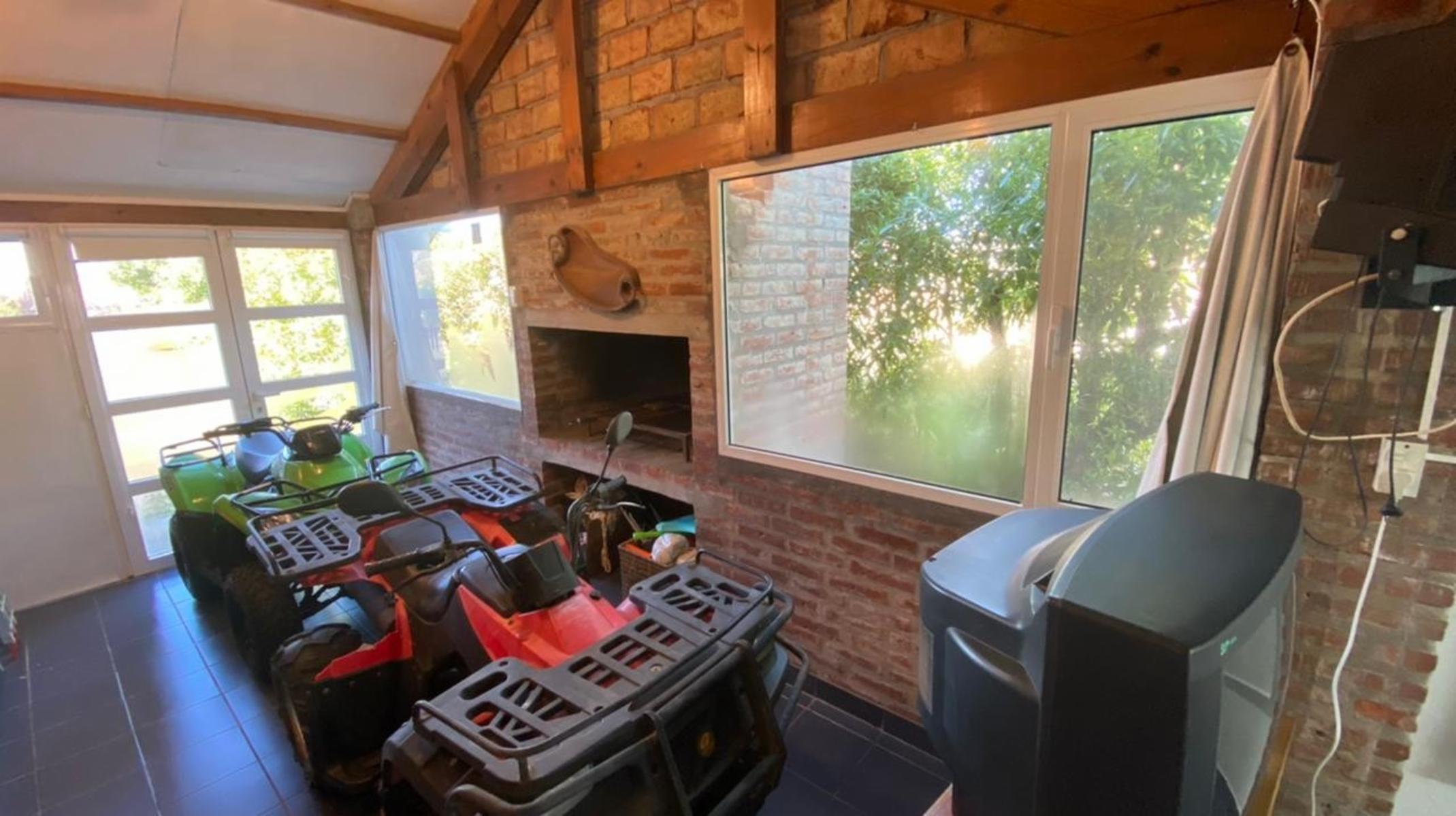 SE VENDE CASA EN BALNEARIO EL CONDOR - 8