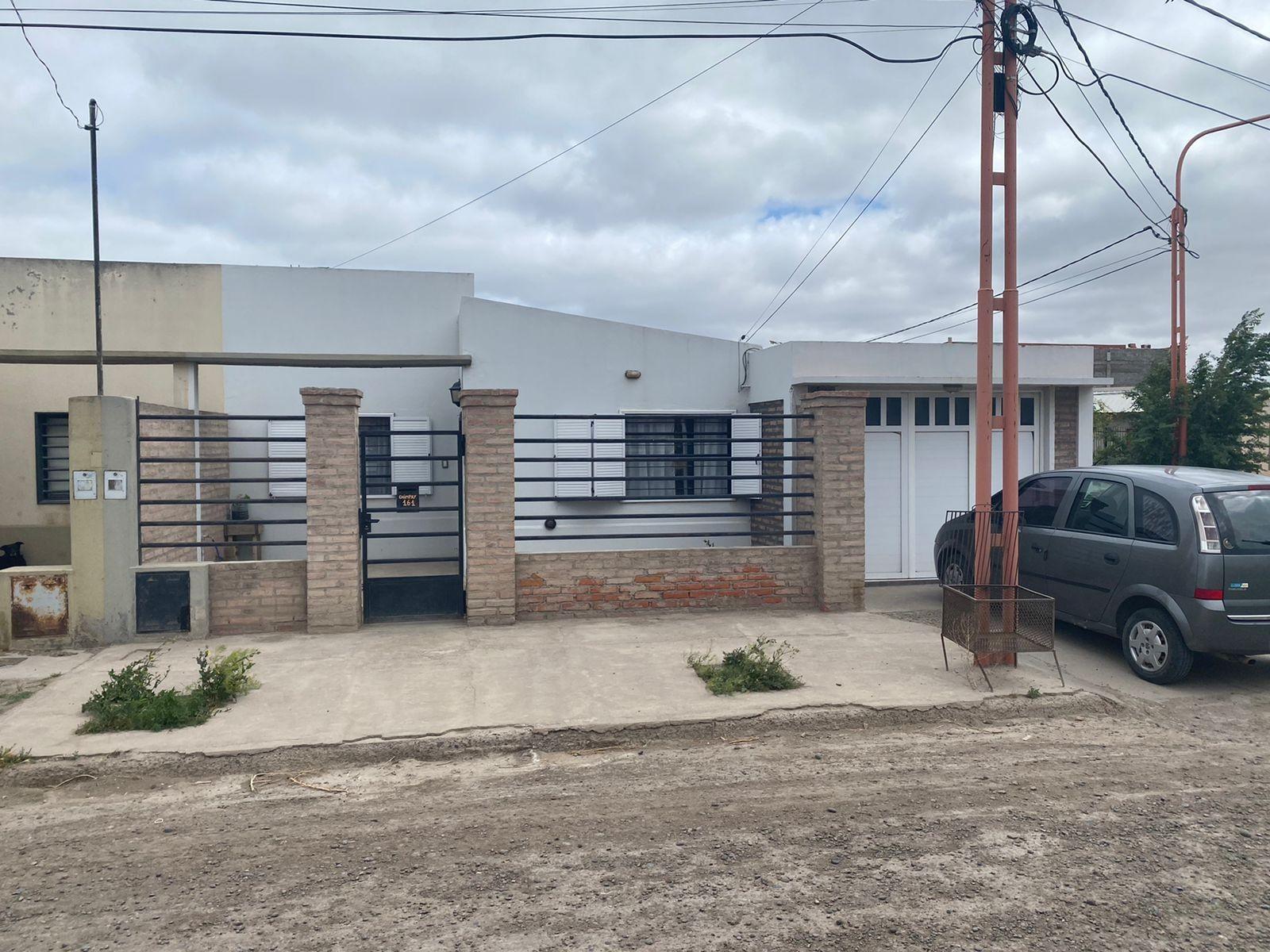 SE VENDE CASA Bº SANTA CLARA - VIEDMA — foto 2