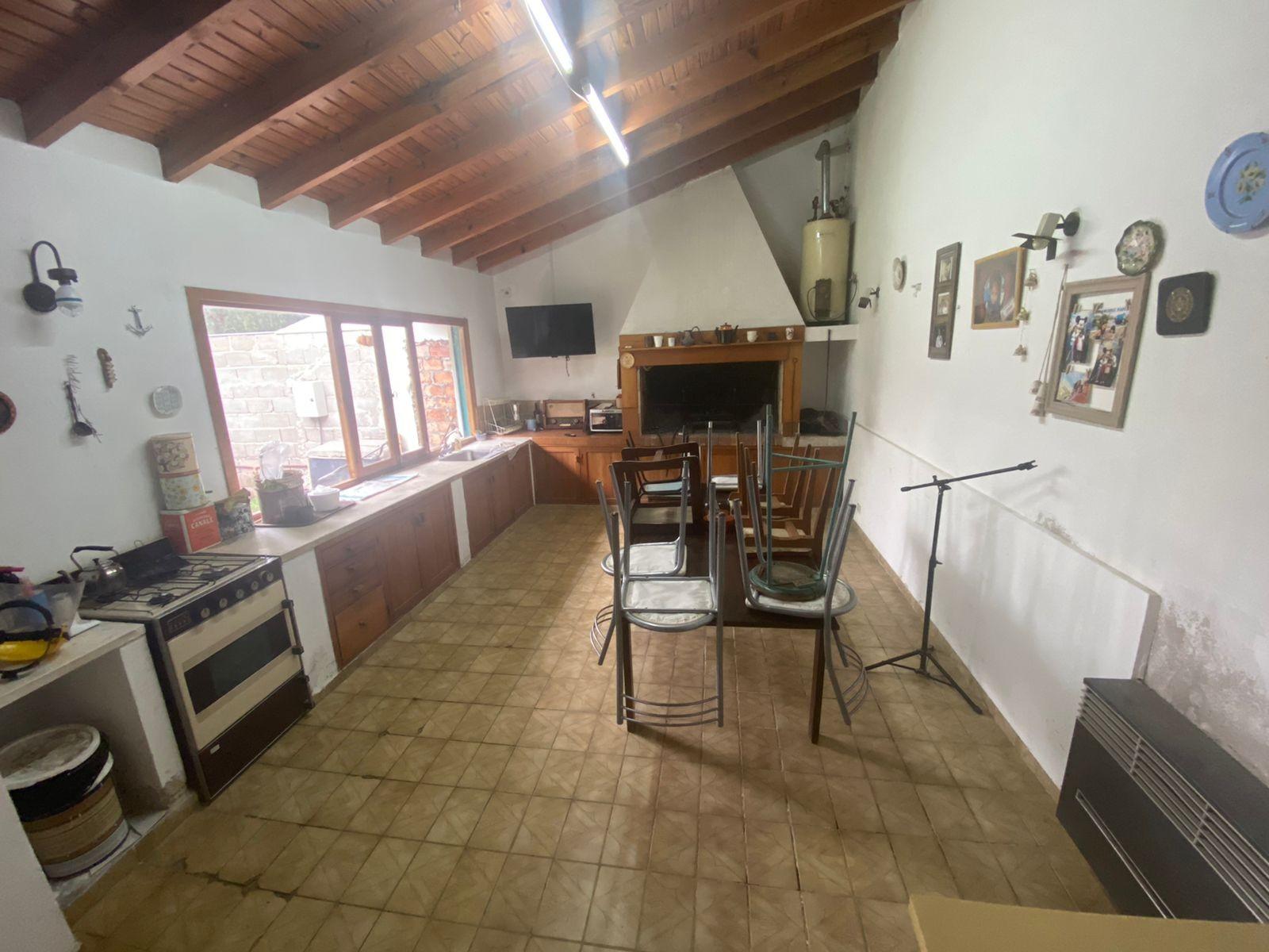 SE VENDE HERMOSA CASA EN PH - VIEDMA — foto 8