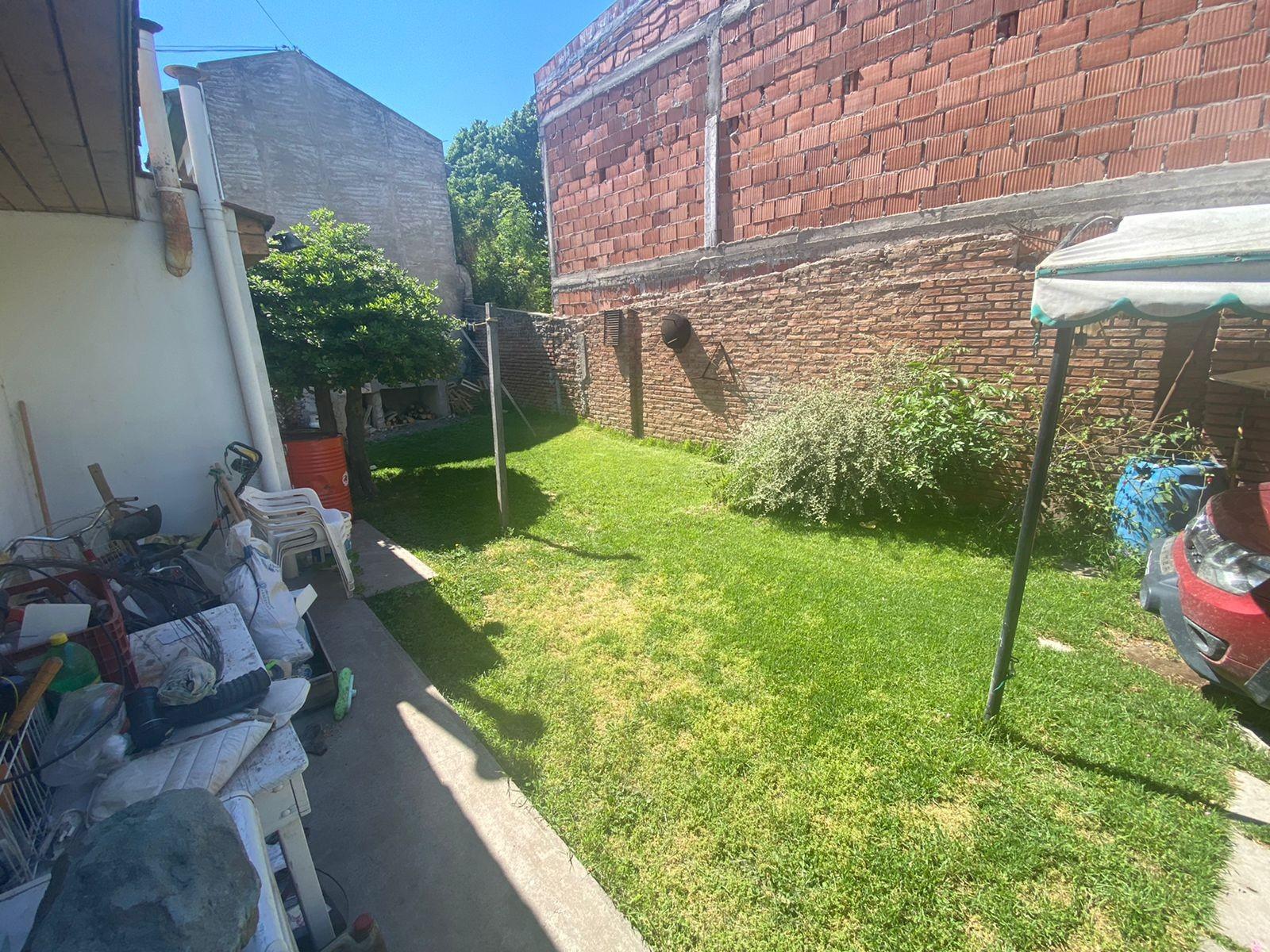 SE VENDE HERMOSA CASA CENTRICA - VIEDMA — foto 10