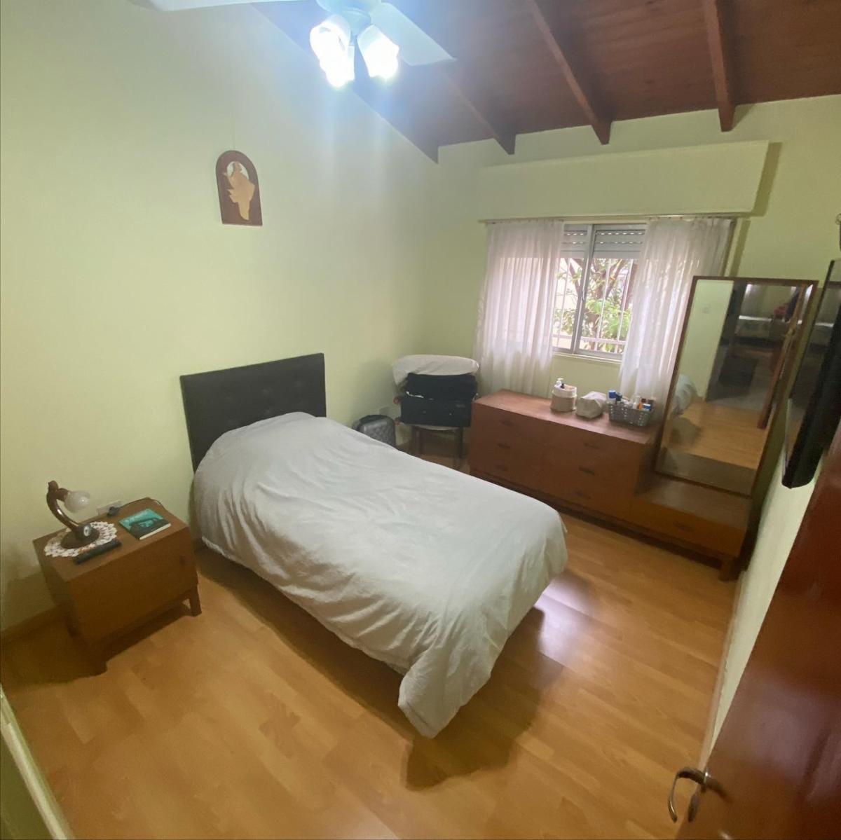 SE VENDE HERMOSA CASA Bº LAS FLORES VIEDMA — foto 4