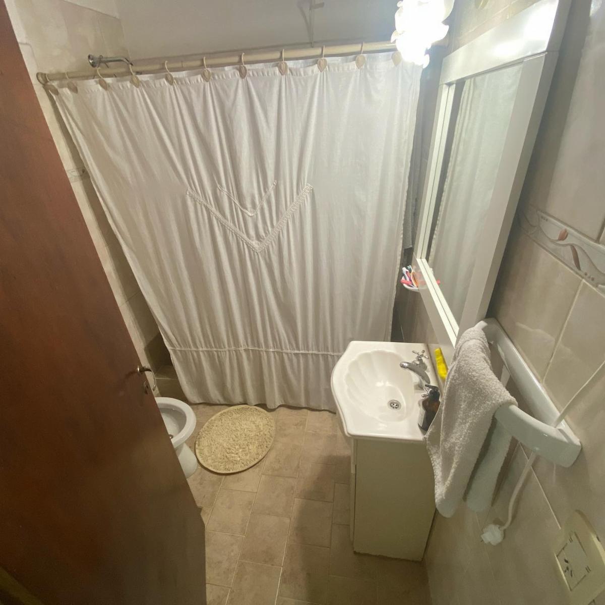 SE VENDE HERMOSA CASA Bº LAS FLORES VIEDMA — foto 7