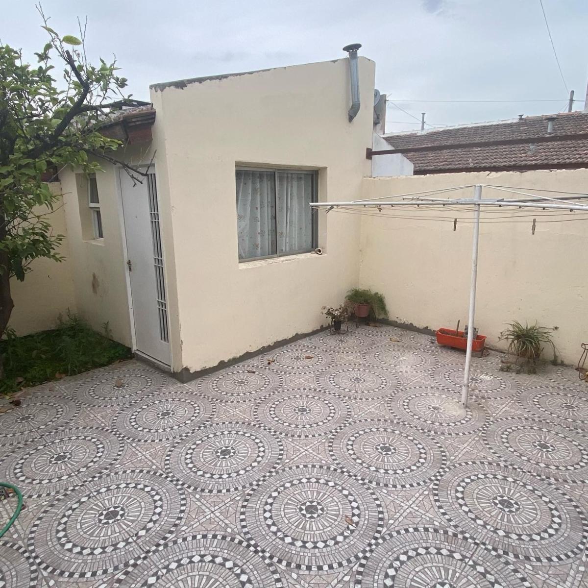 SE VENDE HERMOSA CASA Bº LAS FLORES VIEDMA — foto 9