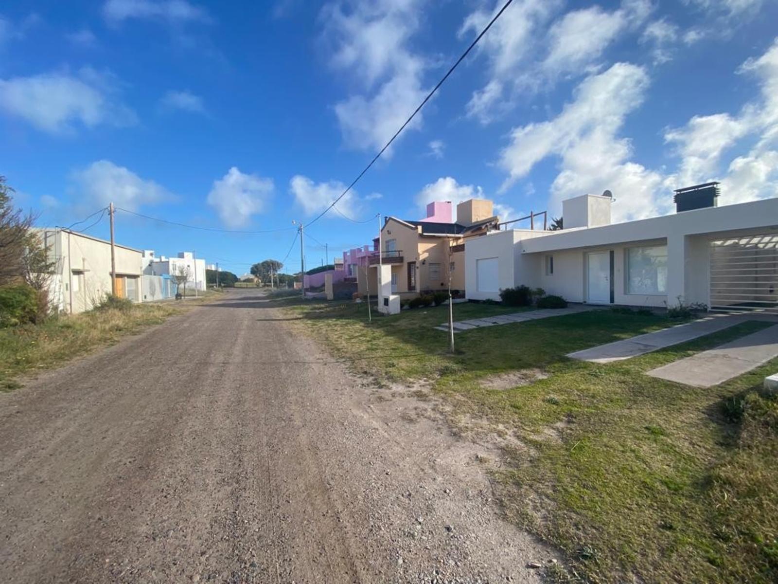 SE VENDE LOTE EN BALNEARIO EL CONDOR - 3