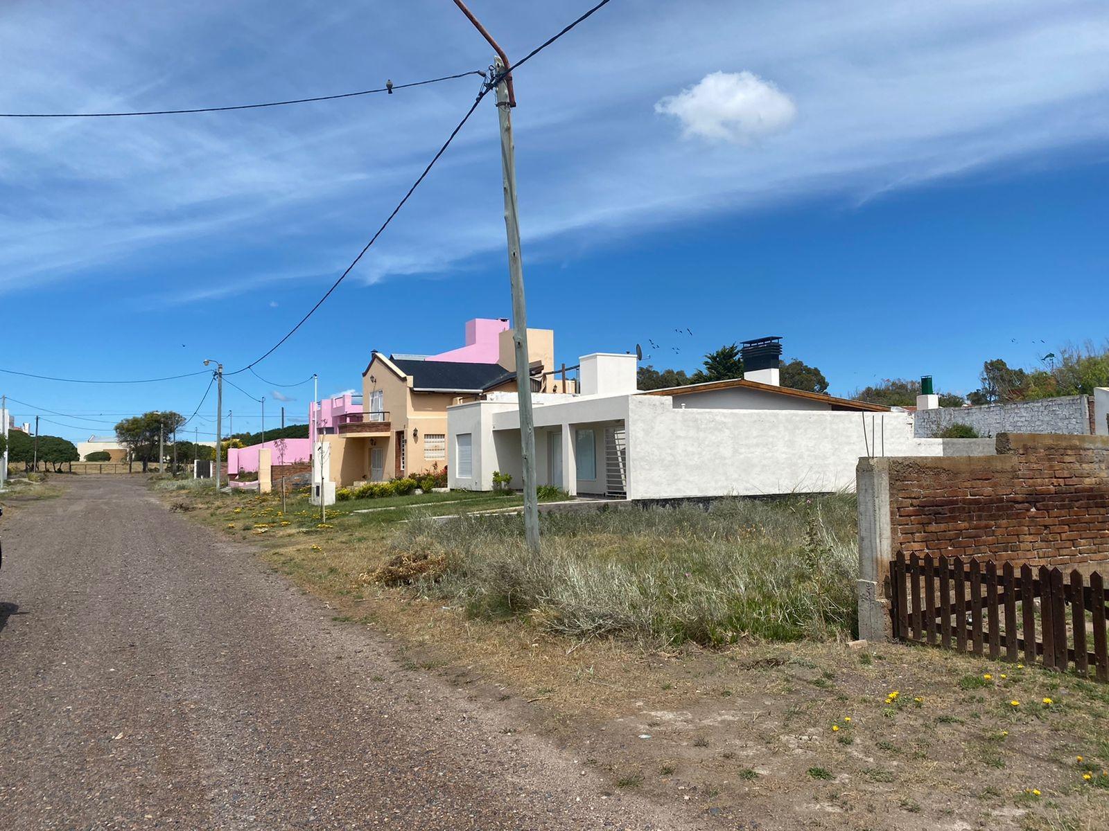 SE VENDE LOTE EN BALNEARIO EL CONDOR - 13
