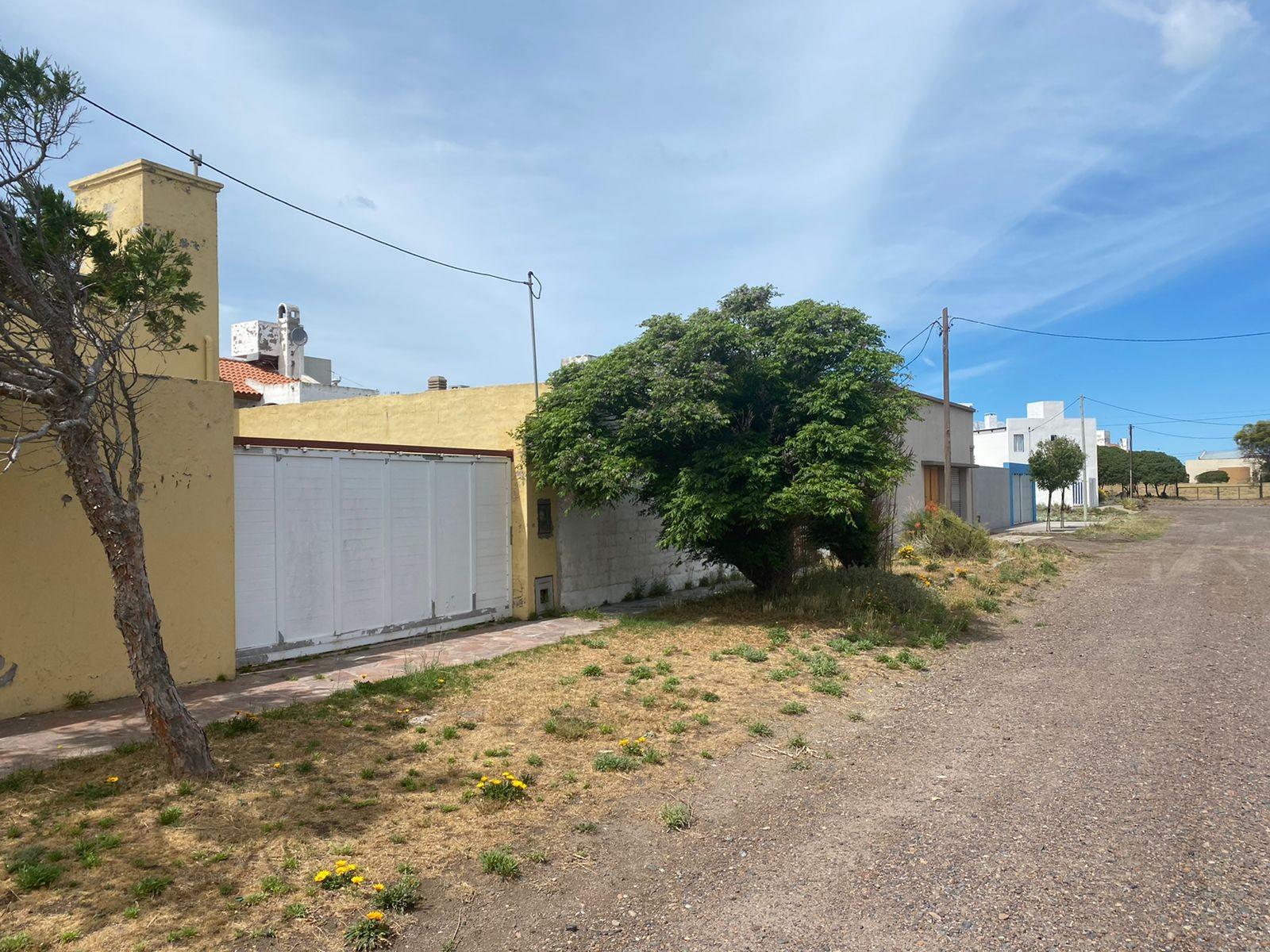 SE VENDE LOTE EN BALNEARIO EL CONDOR - 17