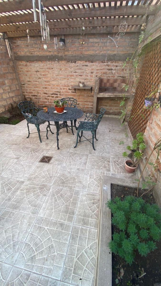 SE VENDE HERMOSO DEPTO VIEDMA - 5