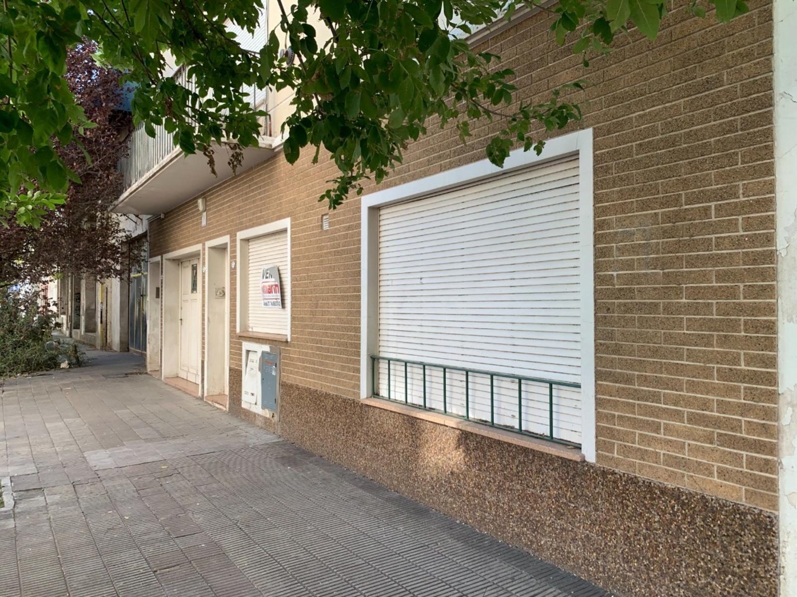 SE VENDE CASA EN PH CENTRICA EN BAHIA BLANCA - 2