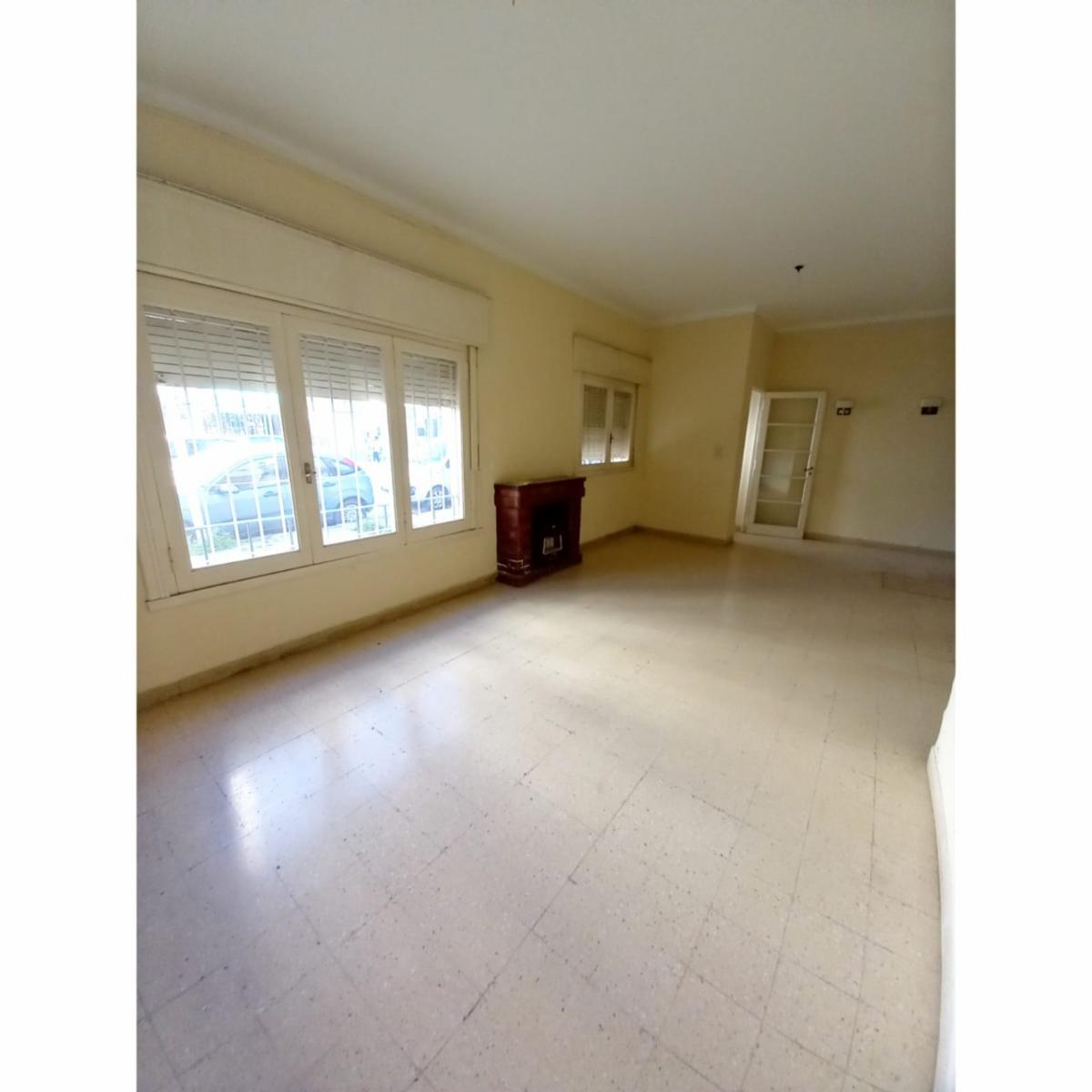 SE VENDE CASA EN PH CENTRICA EN BAHIA BLANCA - 4