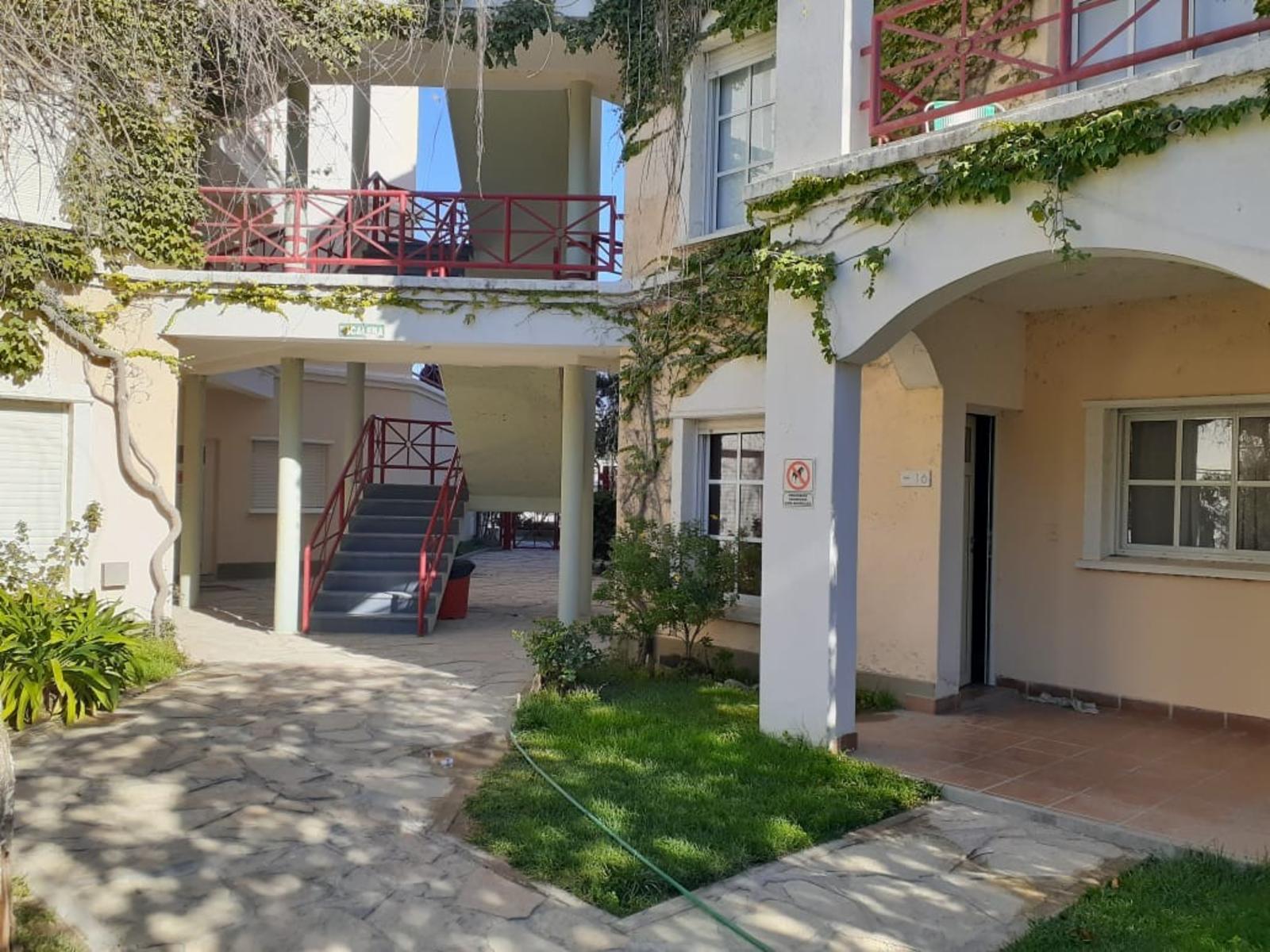 SE VENDE DEPTO EN BALNEARIO LAS GRUTAS - RIO NEGRO - 5