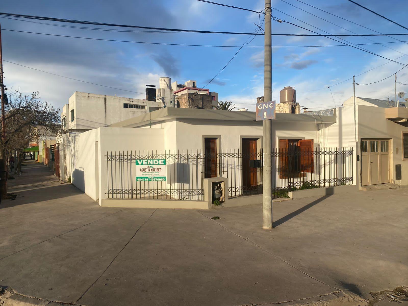 SE VENDE CASA EN PH Bº BELGRANO VIEDMA - 1