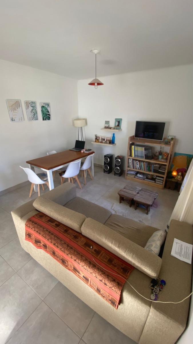 SE VENDE CASA EN PH Bº BELGRANO VIEDMA - 7