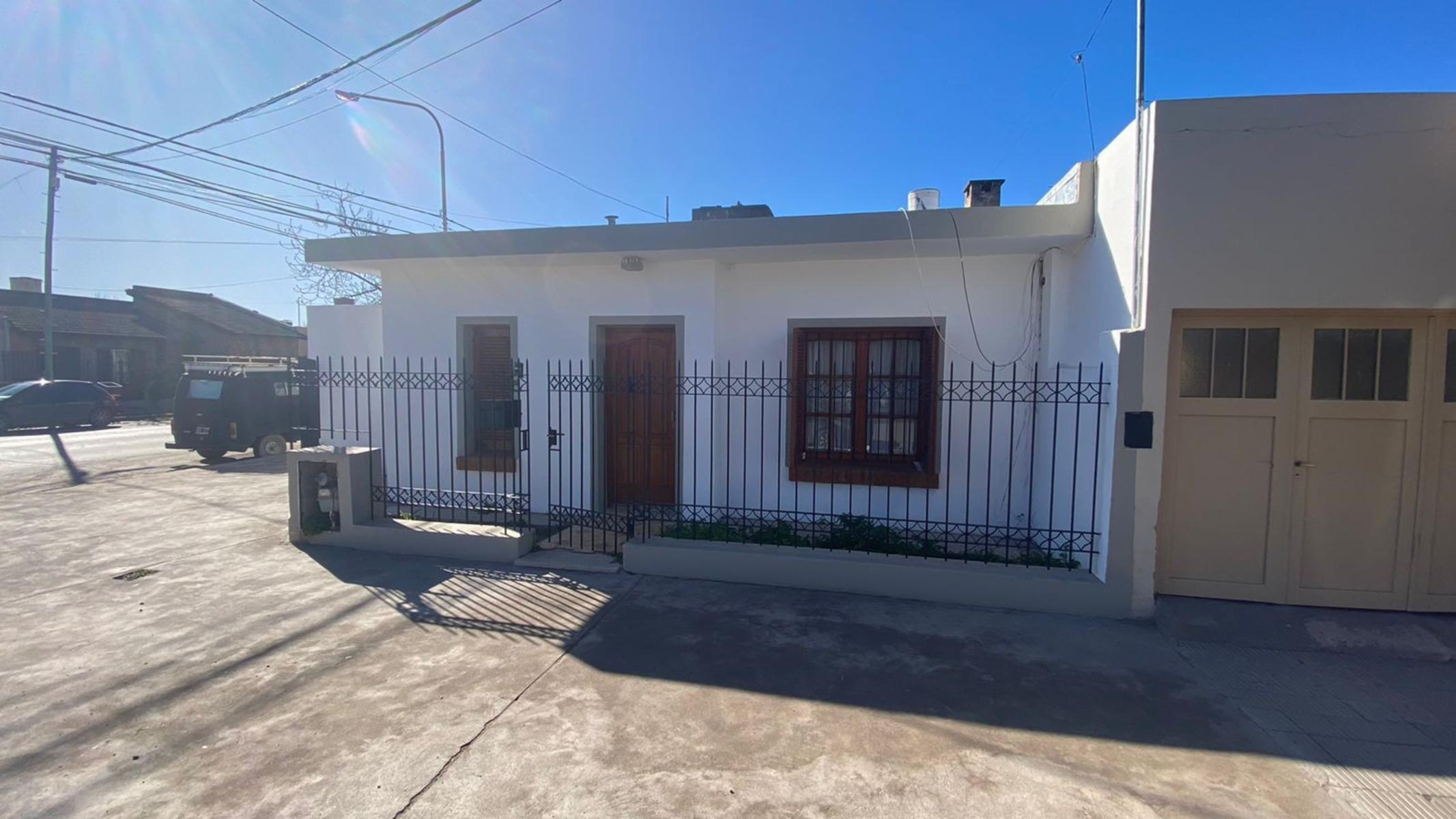 SE VENDE CASA EN PH Bº BELGRANO VIEDMA - 10