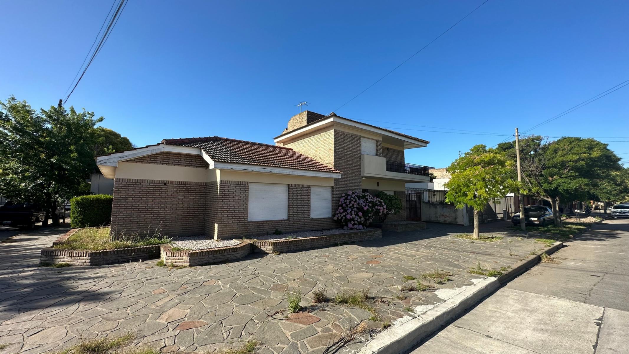 SE VENDE CASA CENTRICA EN VIEDMA — foto 6
