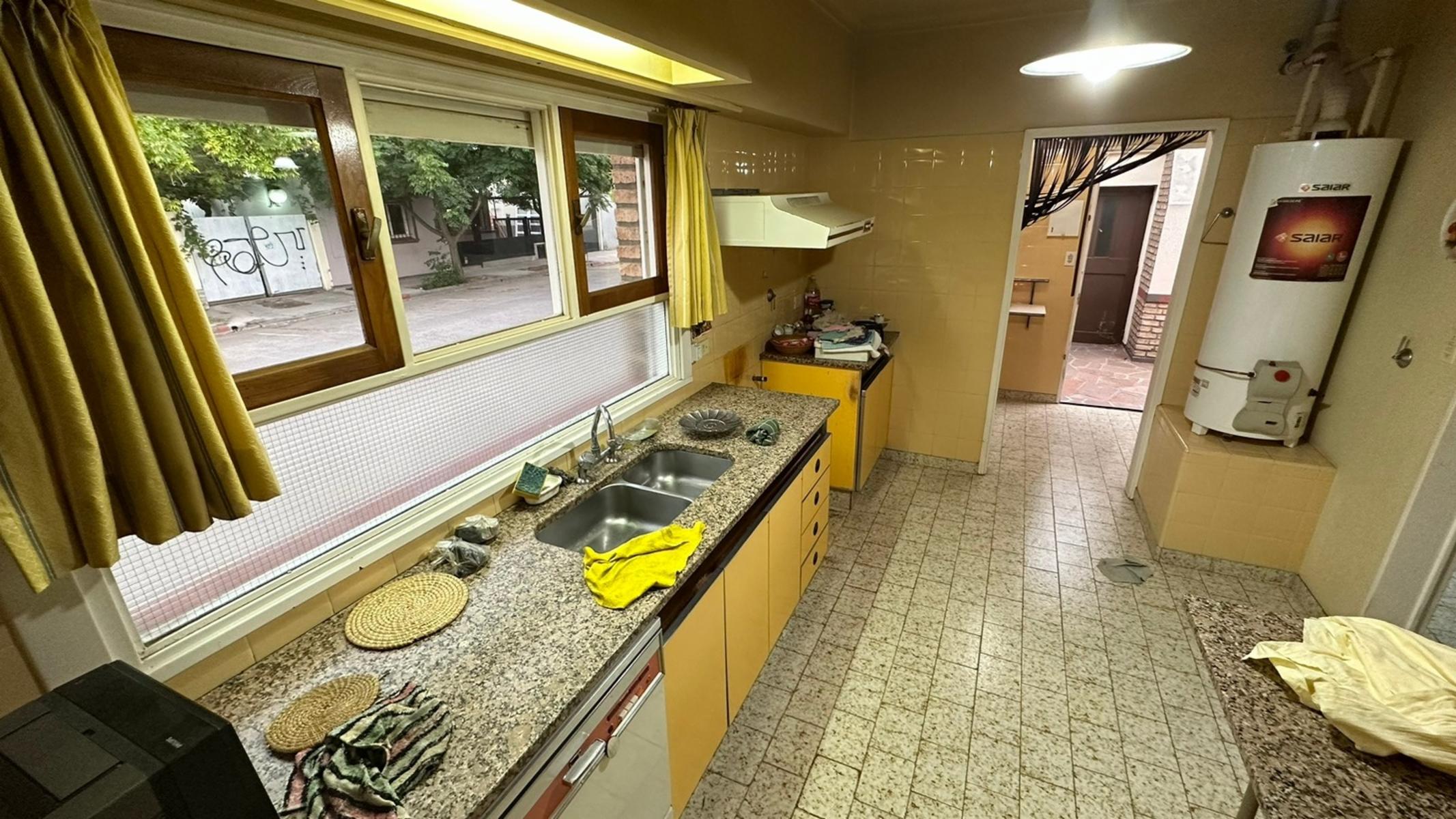 SE VENDE CASA CENTRICA EN VIEDMA — foto 15