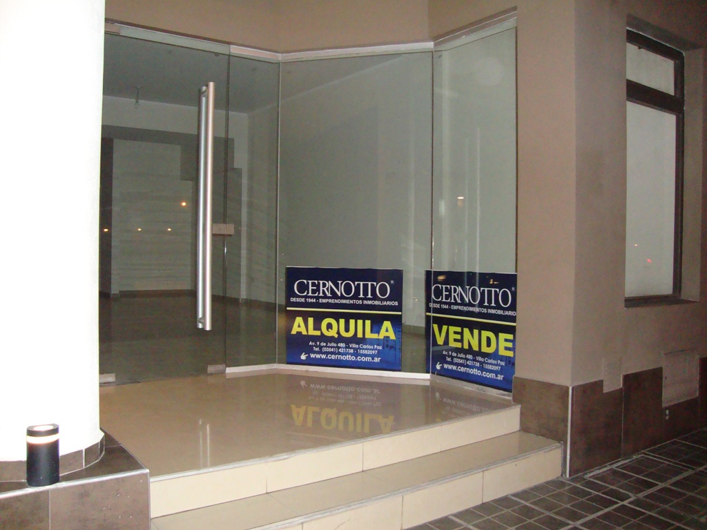 LOCAL COMERCIAL A LA CALLE, EN VILLA CARLOS PAZ, ALQUILER ANUAL - 3