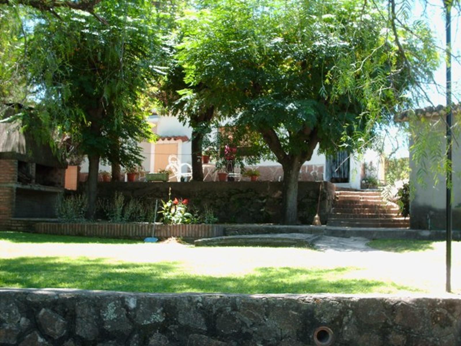 CASA EN CARLOS PAZ CON 2100 MT2 DE TERRENO A 12 CUADRAS DEL CENTRO — foto 12