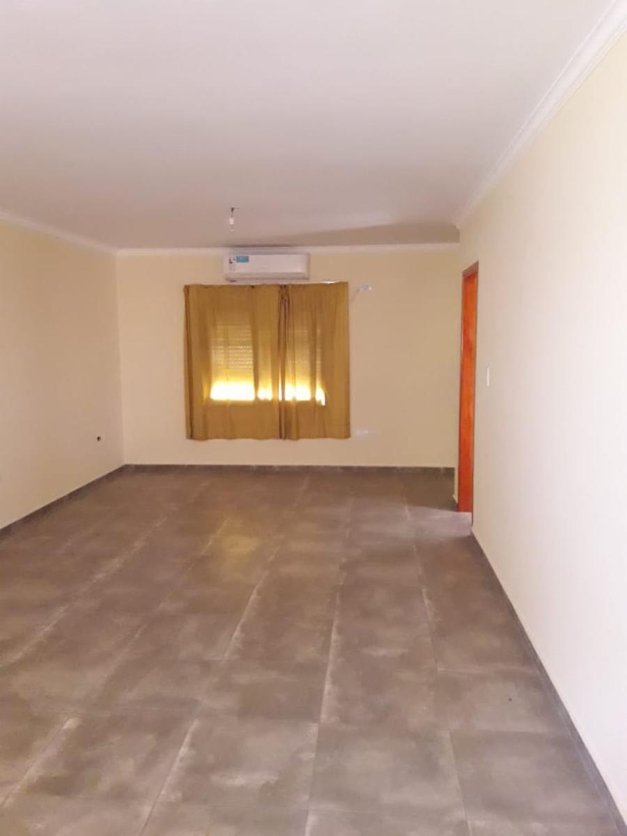 VENTA DE PROPIEDAD CON 4 DEPARTAMENTOS Y SALÓN CON COCHERAS EN VILLA CARLOS PAZ — foto 6