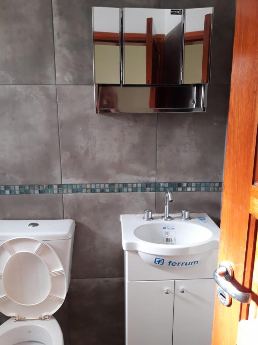 VENTA DE PROPIEDAD CON 4 DEPARTAMENTOS Y SALÓN CON COCHERAS EN VILLA CARLOS PAZ — foto 7