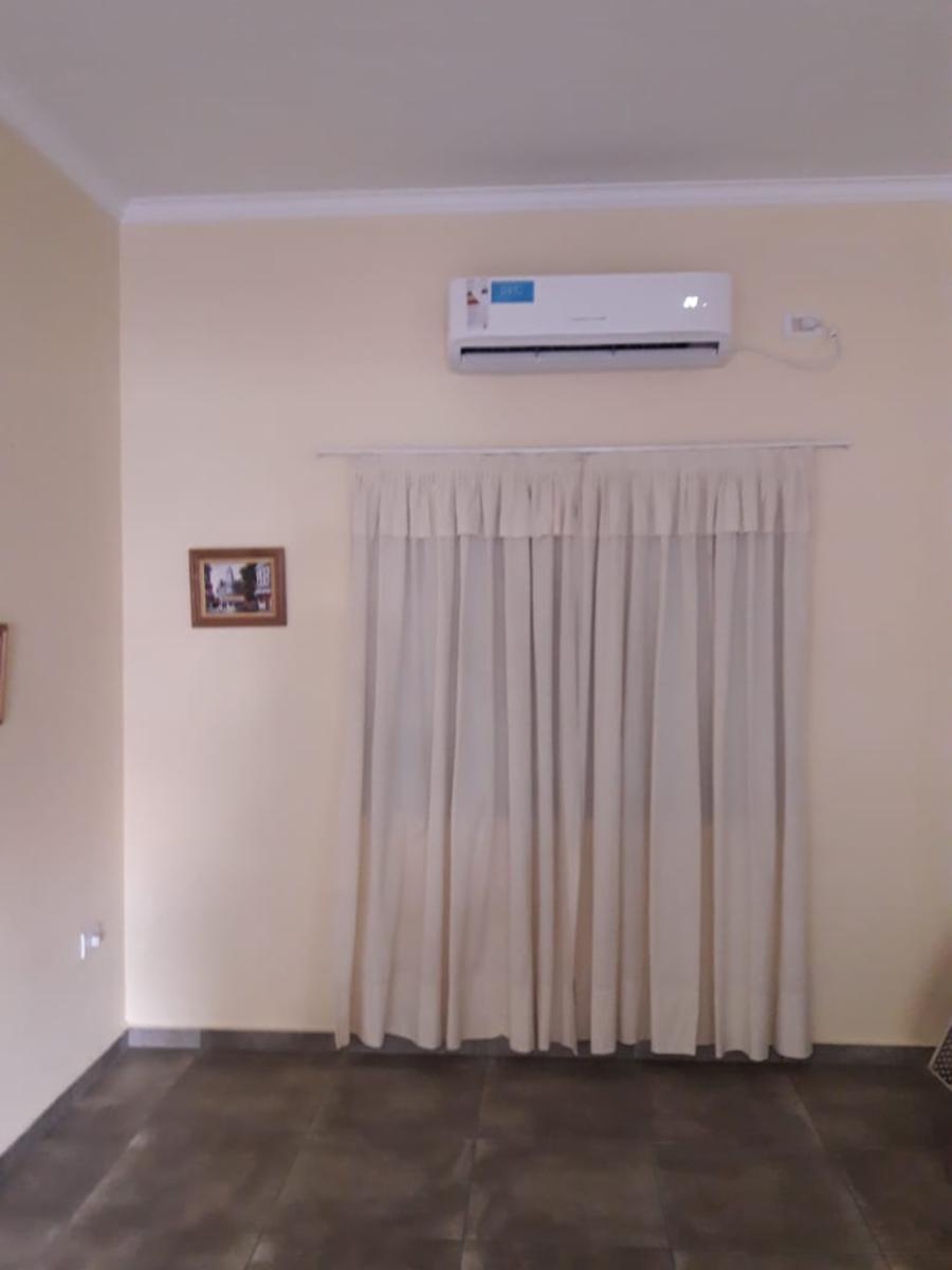 VENTA DE PROPIEDAD CON 4 DEPARTAMENTOS Y SALÓN CON COCHERAS EN VILLA CARLOS PAZ — foto 8