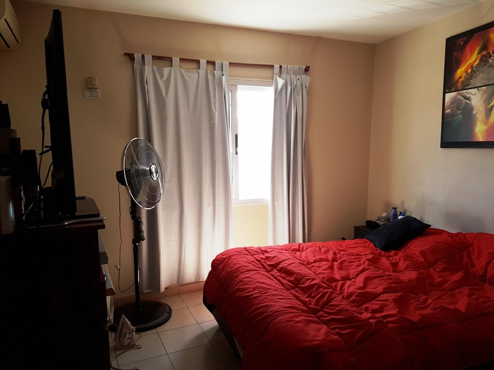 MUY LINDO DEPARTAMENTO EN VENTA EN VILLA CARLOS PAZ - 2 Dormitorios, Gas Natural, Calef. Central. — foto 13