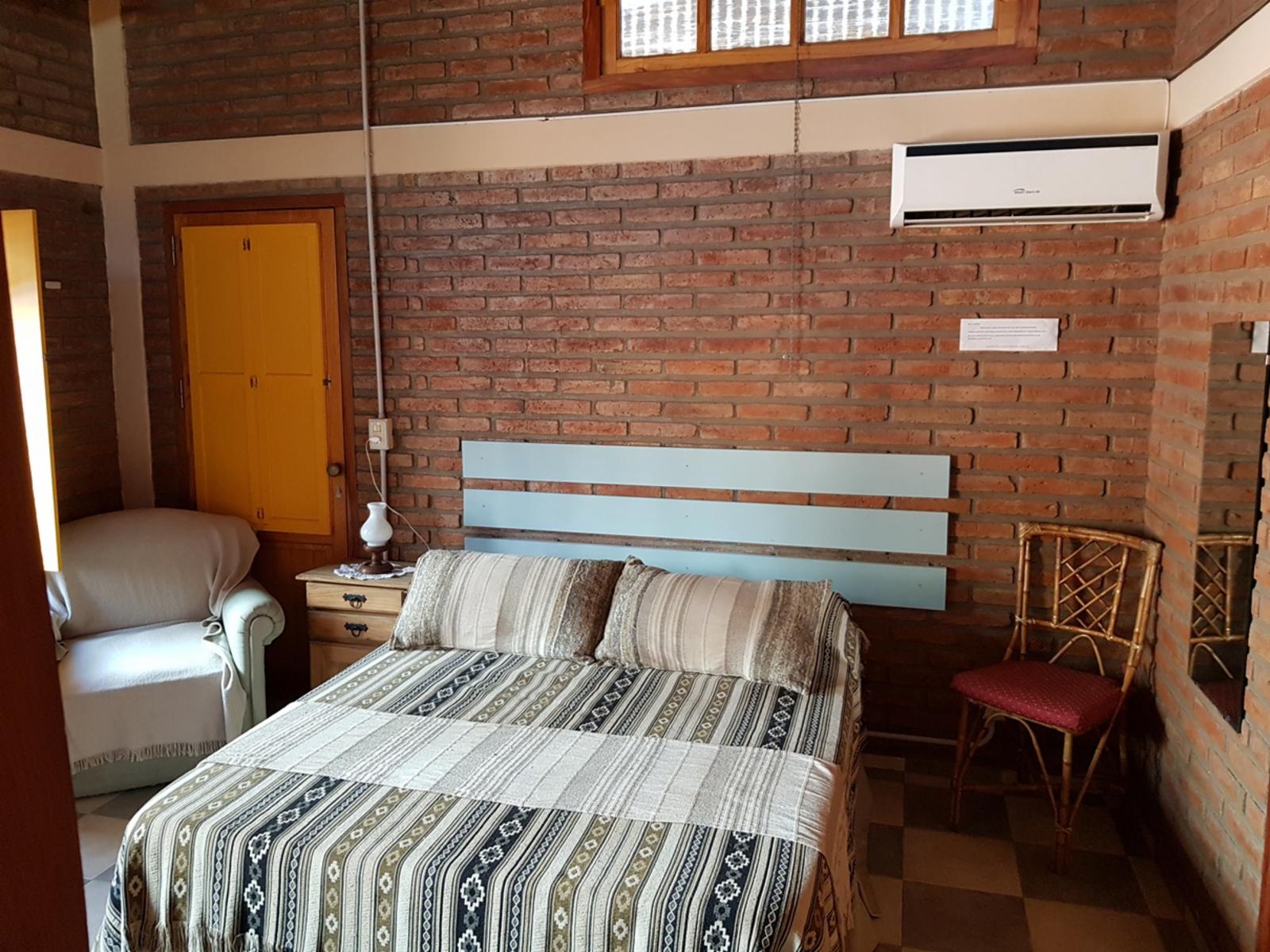 PROPIEDAD CÉNTRICA EN VILLA CARLOS PAZ, A LA VENTA, CASA + DEPARTAMENTOS. Excelente Para Renta — foto 5