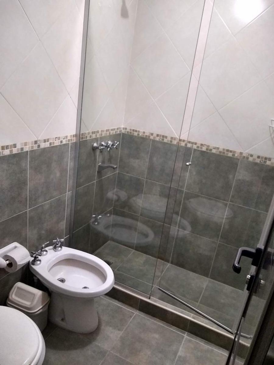 PROPIEDAD CÉNTRICA EN VILLA CARLOS PAZ, A LA VENTA, CASA + DEPARTAMENTOS. Excelente Para Renta — foto 12
