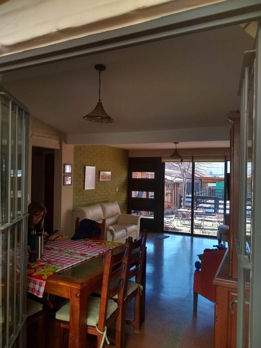 PROPIEDAD CÉNTRICA EN VILLA CARLOS PAZ, A LA VENTA, CASA + DEPARTAMENTOS. Excelente Para Renta — foto 13