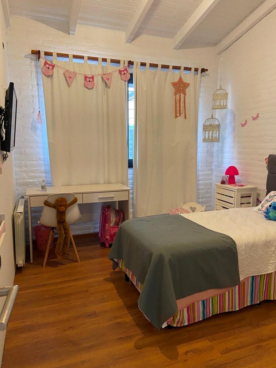 HERMOSA CASA EN VENTA EN SAN ANTONIO DE ARREDONDO, CON PILETA, QUINCHO,4DORMITORIOS, 3 BAÑOS. — foto 14