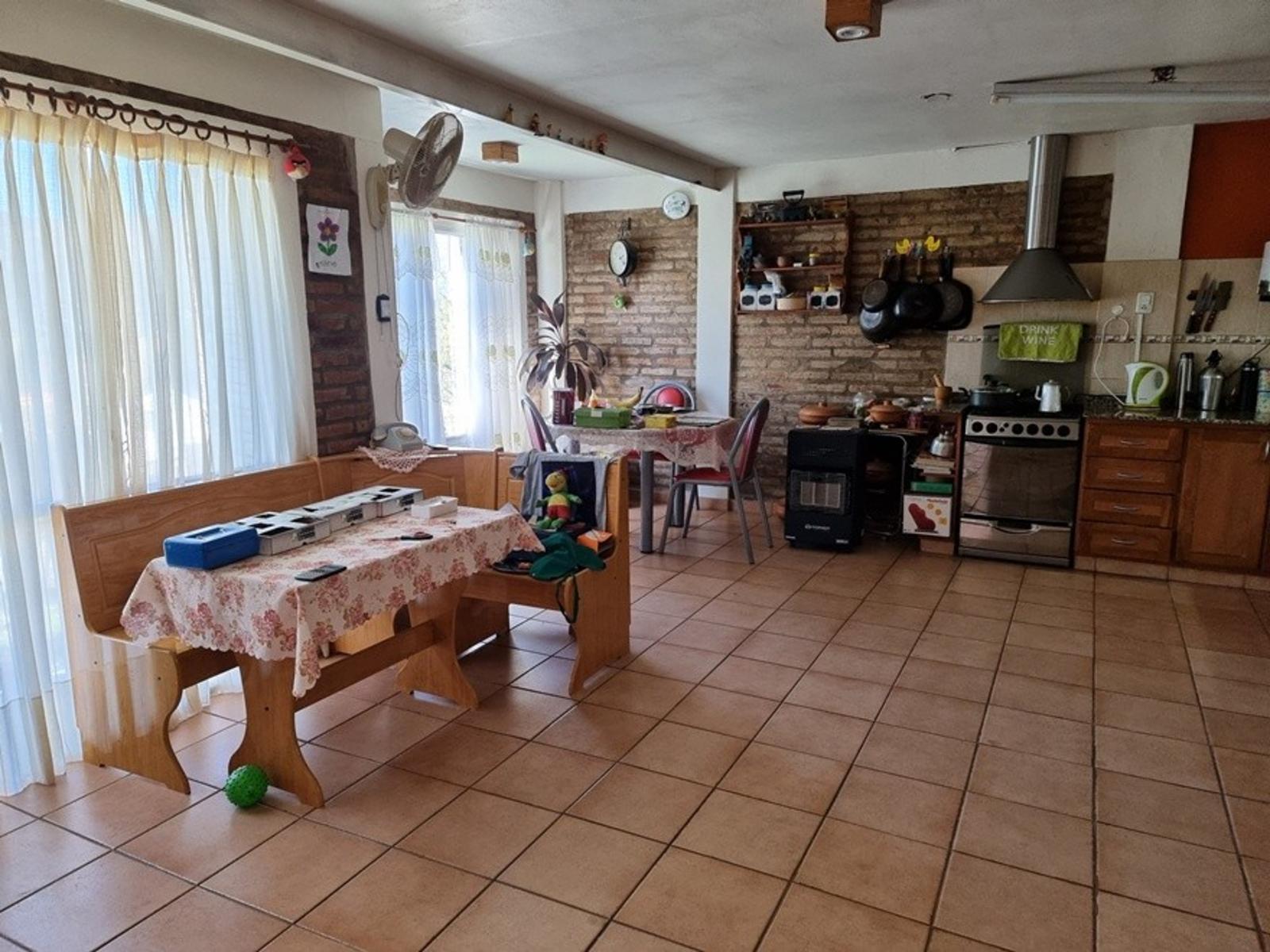 LINDA CASA EN VENTA EN CARLOS PAZ, EN BARRIO SOL Y RIO, A 4 CUADRAS DEL BALNEARIO. — foto 8