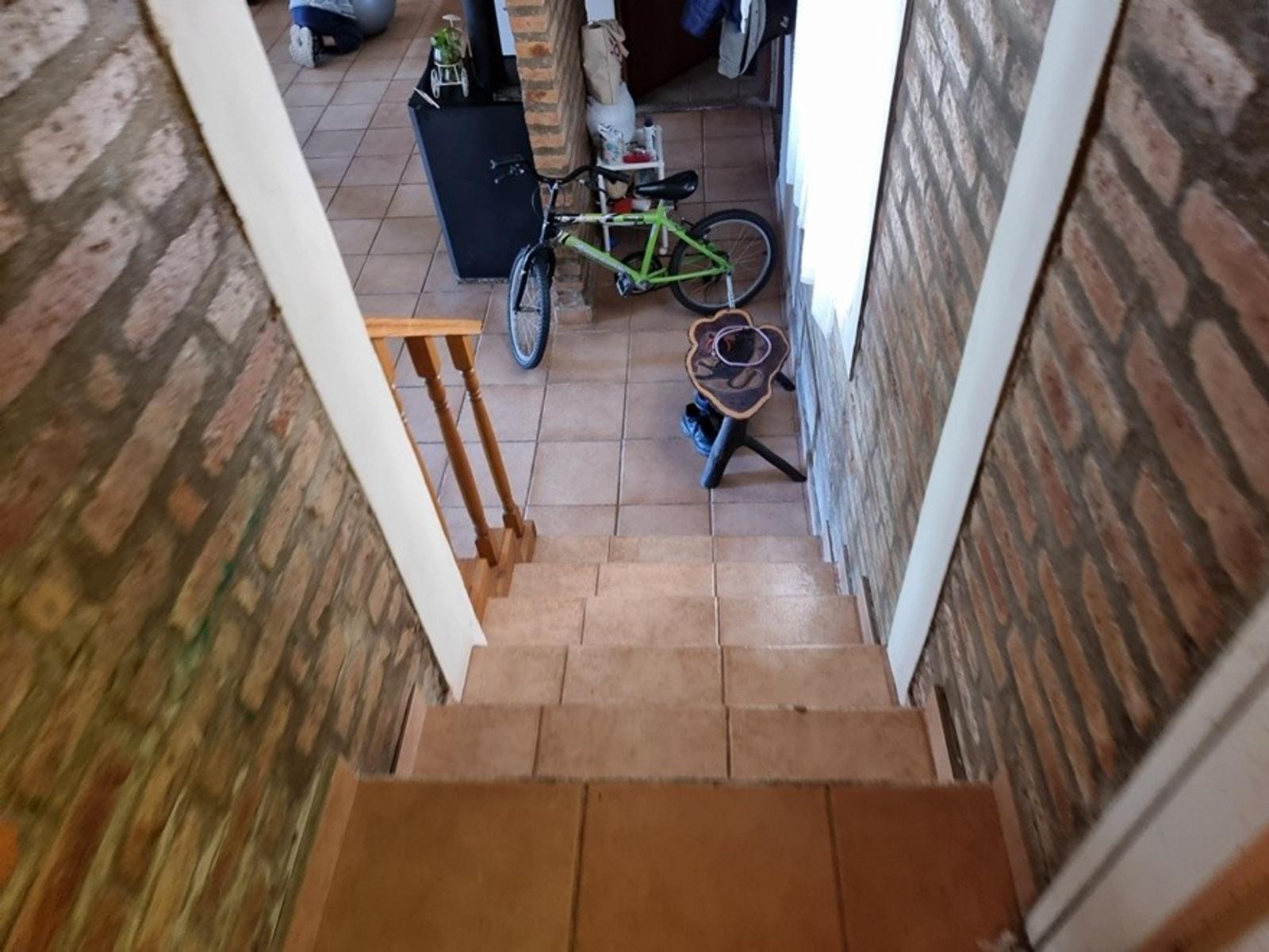 LINDA CASA EN VENTA EN CARLOS PAZ, EN BARRIO SOL Y RIO, A 4 CUADRAS DEL BALNEARIO. — foto 13