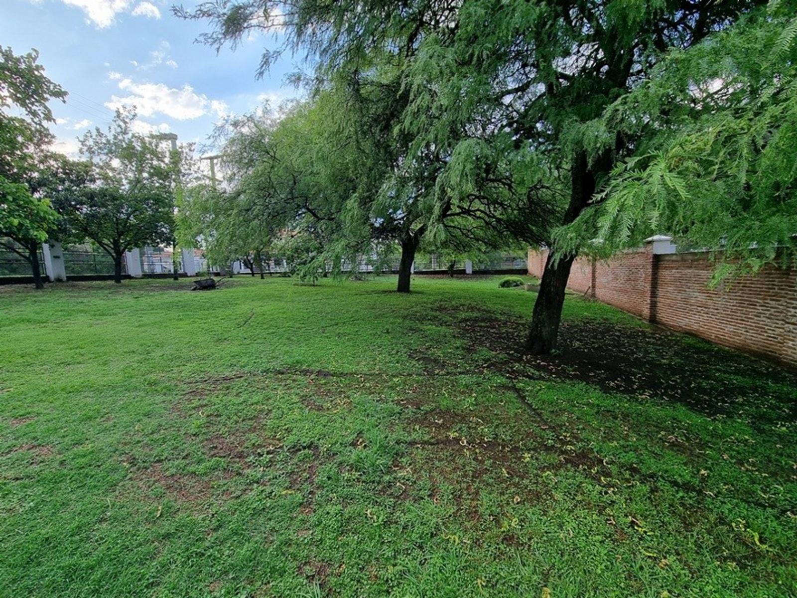 FABULOSA CASA EN VILLA CARLOS PAZ, Bº COSTA AZUL, CON PILETA CLIMATIZADA CUBIERTA, CANCHA DE SQUASH, — foto 5