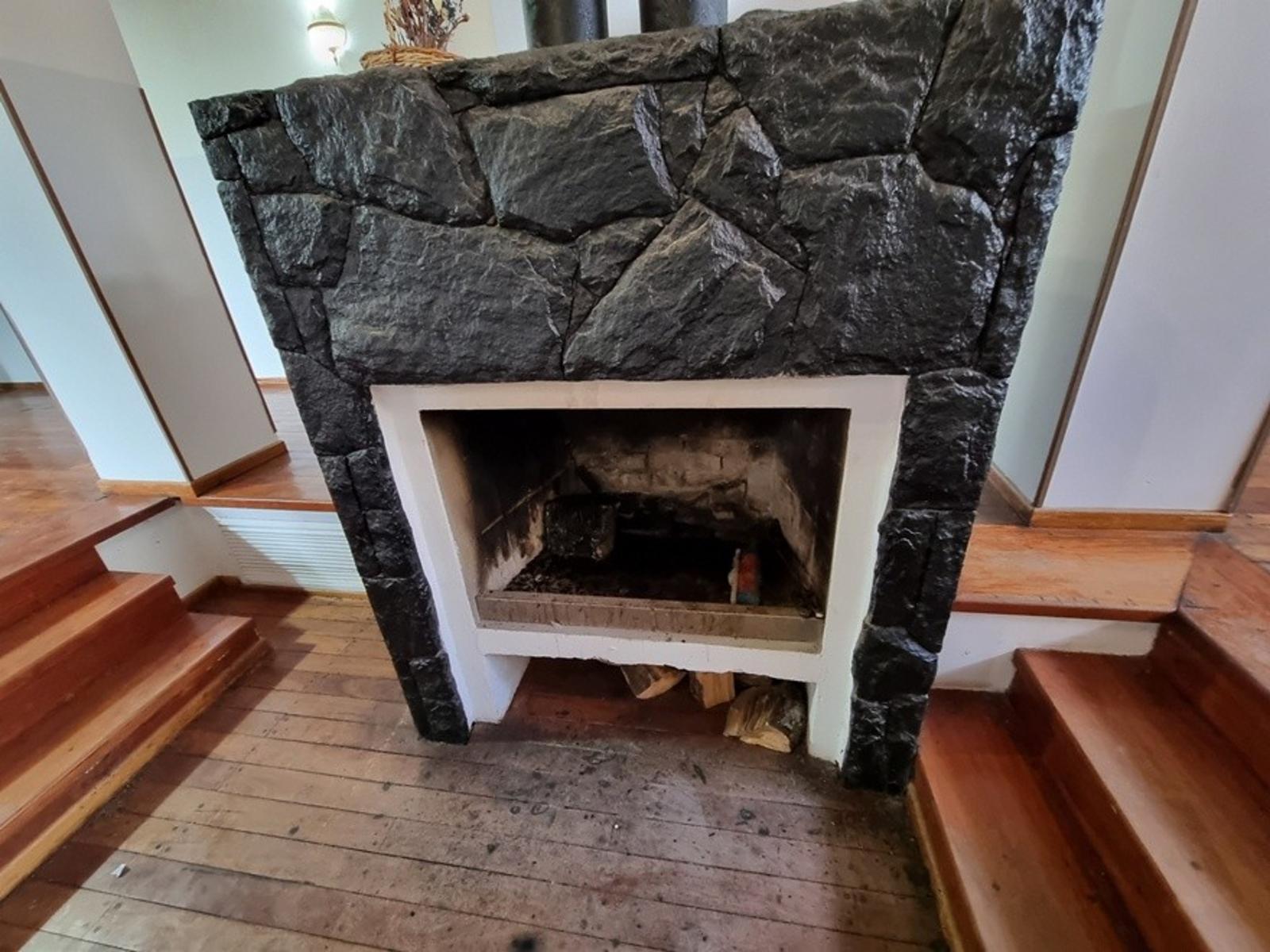 FABULOSA CASA EN VILLA CARLOS PAZ, Bº COSTA AZUL, CON PILETA CLIMATIZADA CUBIERTA, CANCHA DE SQUASH, — foto 8