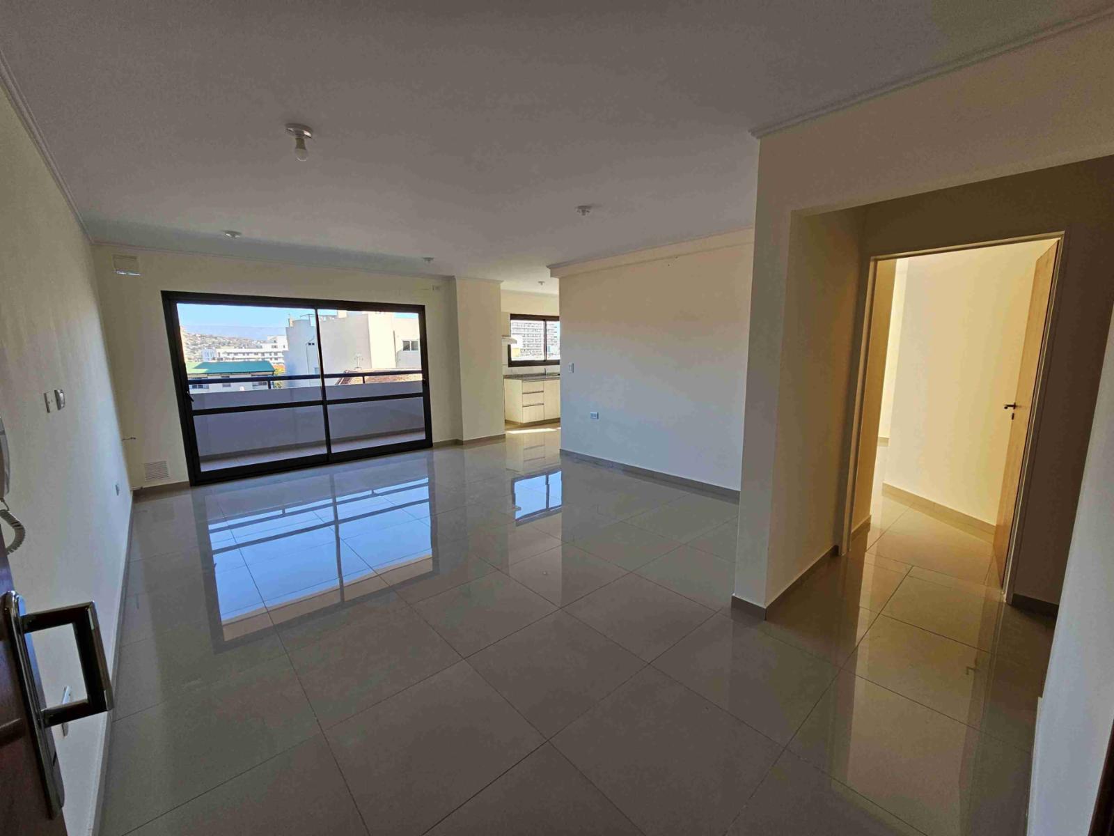EXCELENTE DEPARTAMENTO EN VENTA EN VILLA CARLOS PAZ, A ESTRENAR, 0 KM. 3DORM, 2 BAÑOS - CON BALCÓN — foto 3