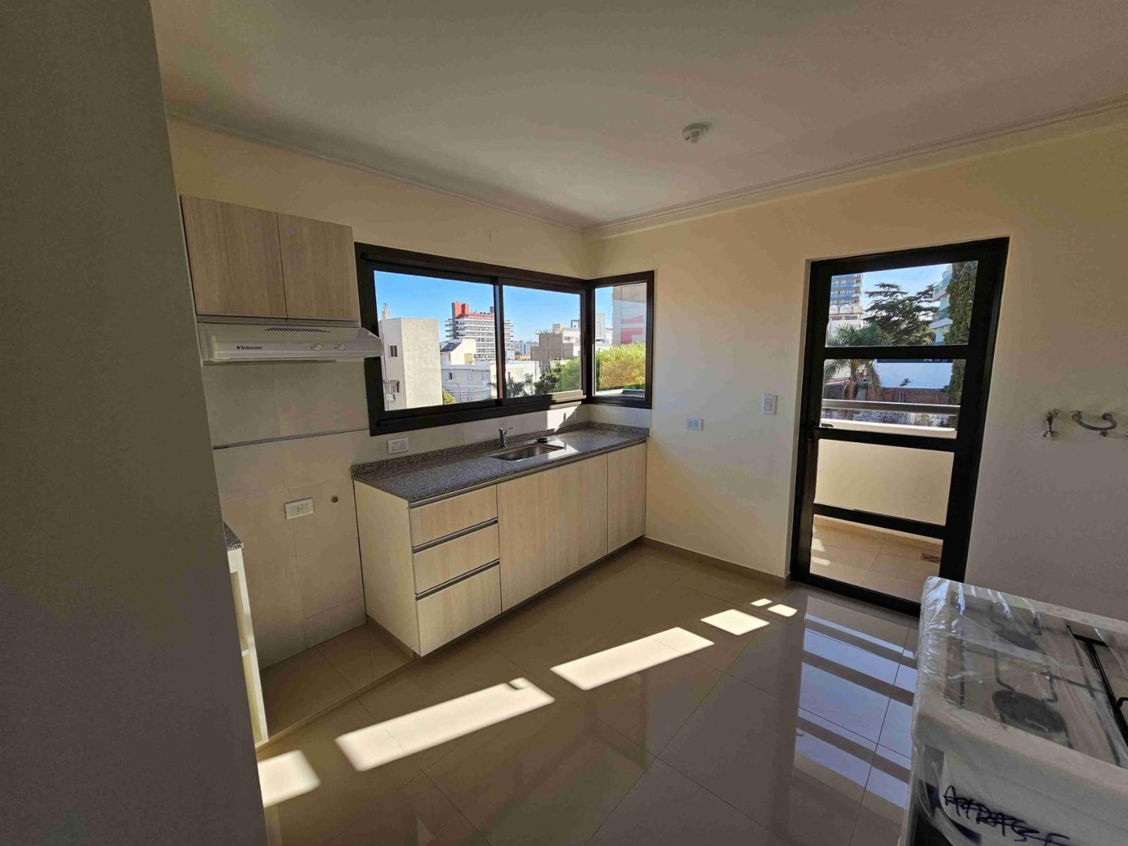 EXCELENTE DEPARTAMENTO EN VENTA EN VILLA CARLOS PAZ, A ESTRENAR, 0 KM. 3DORM, 2 BAÑOS - CON BALCÓN — foto 5
