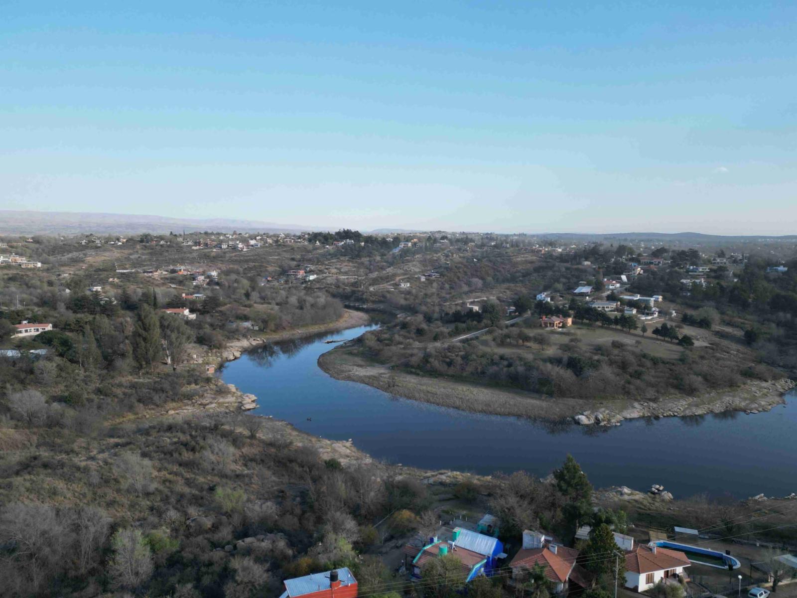EXCELENTE TERRENO DE 5.300 Mt2, CON FONDO AL ARROYO LAS MOJARRAS, GRANOPORTUNIDAD. Ideal Para Hotel — foto 2