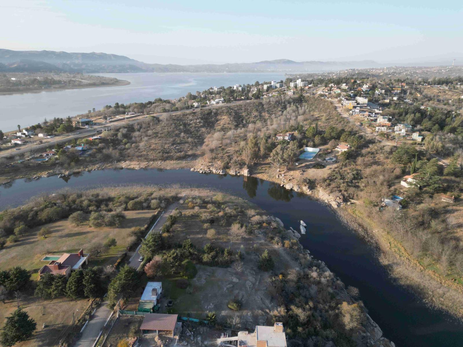 EXCELENTE TERRENO DE 5.300 Mt2, CON FONDO AL ARROYO LAS MOJARRAS, GRANOPORTUNIDAD. Ideal Para Hotel — foto 6