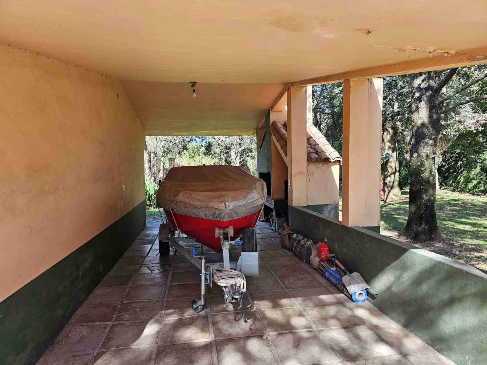 CASA EN VENTA EN PARQUE SIQUIMAN A 100 MTS DE LA RUTA 38. HERMOSOENTORNO Y GRAN PARQUE — foto 2