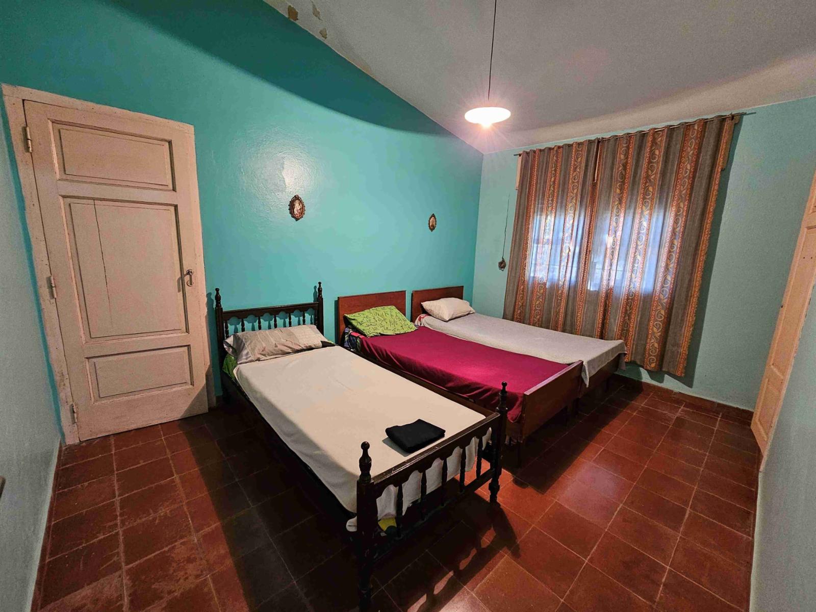 CASA EN VENTA EN PARQUE SIQUIMAN A 100 MTS DE LA RUTA 38. HERMOSOENTORNO Y GRAN PARQUE — foto 12