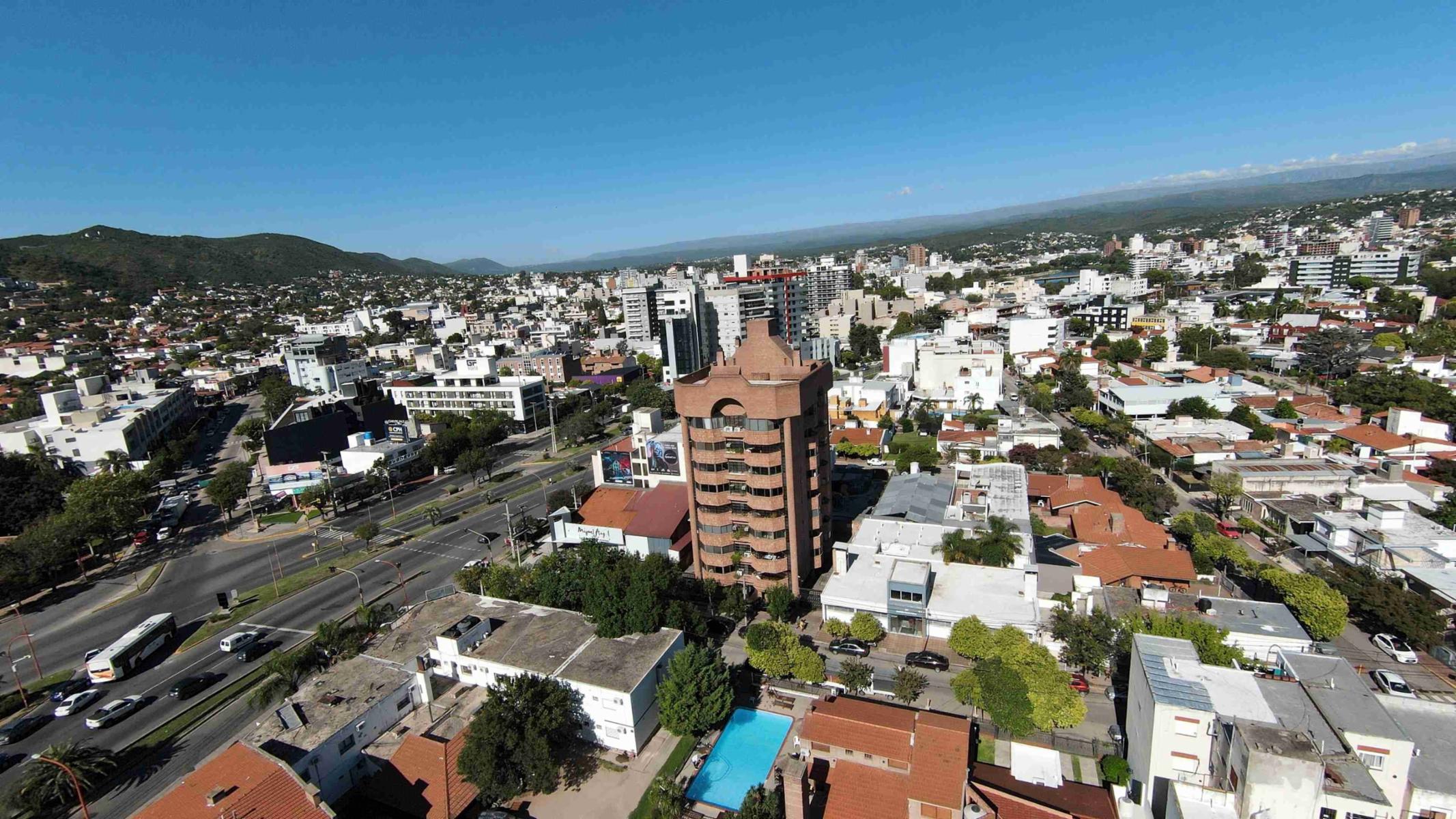 BELLO DEPARTAMENTO EN VENTA EN CARLOS PAZ, En TORRE SOLIS, Gran VistaPanorámica. 2 DORMITORIOS — foto 10