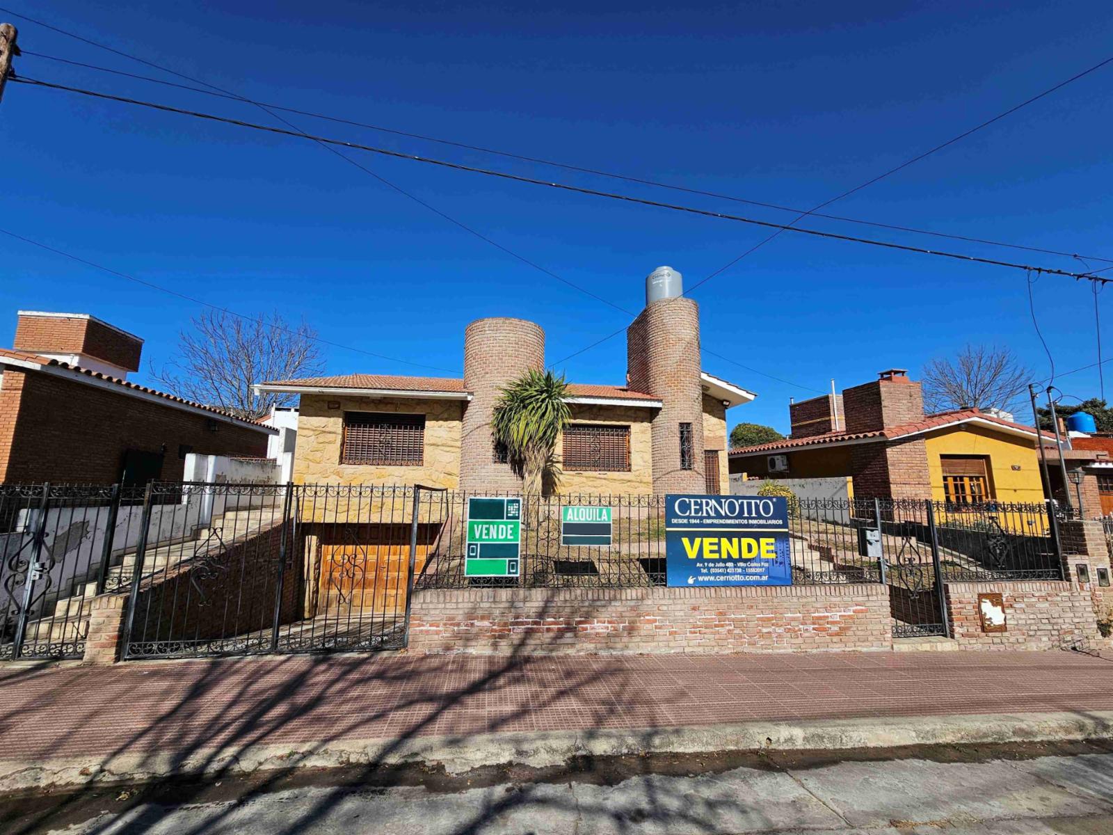 BELLA PROPIEDAD EN VENTA EN VILLA CARLOS PAZ, BARRIO RESIDENCIAL