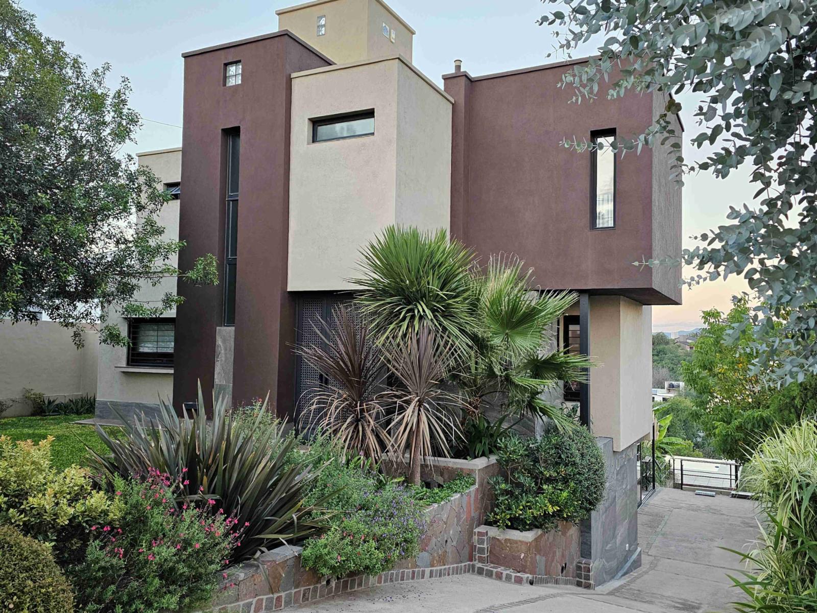 UNA CASA DE REVISTA EN VENTA, EN VILLA CARLOSPAZ,VILLADELLAGO,MAGNÍFICA, TREMENDA VISTA.