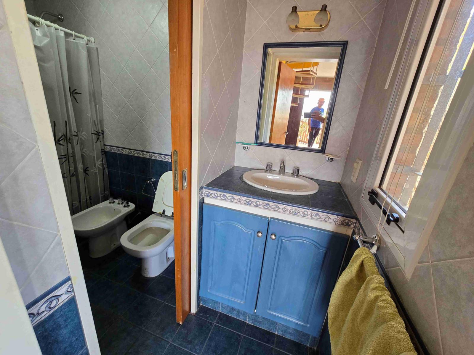 MUY LINDA CASA EN VENTA EN VILLA CARLOS PAZ, Barrio Residencial Villa del Lago. Con hermosa Pileta y Vista Panorámica. Apta para Crédito Bancario. — foto 10