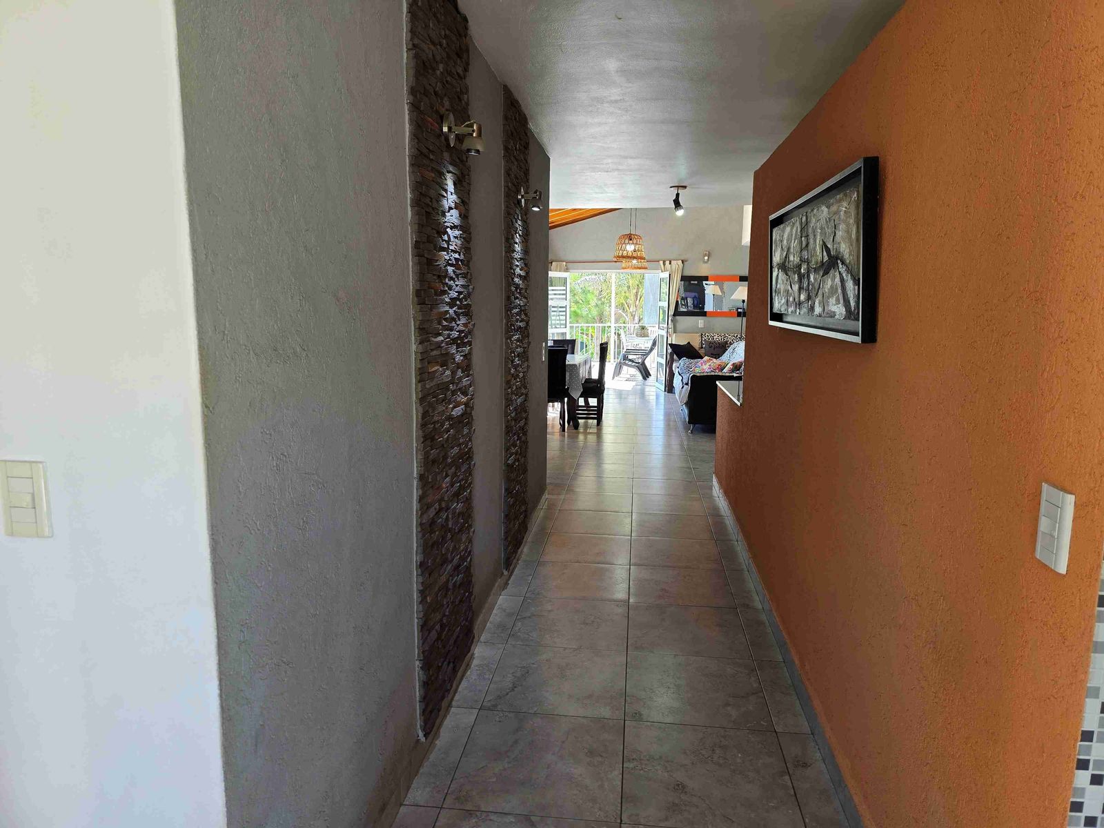 BELLA CASA EN VENTA EN VILLA CARLOS PAZ, CON PILETA, Bº Villa del Lago, Residencial — foto 2