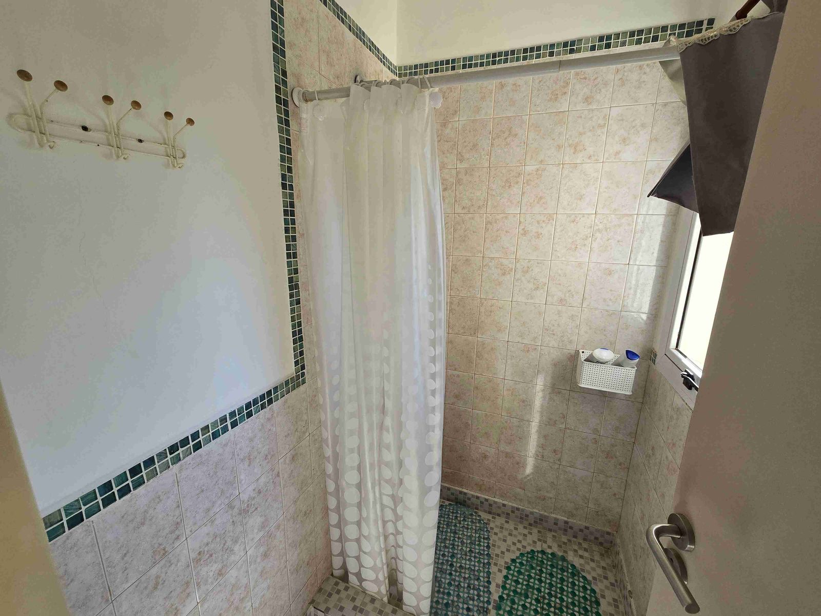 BELLA CASA EN VENTA EN VILLA CARLOS PAZ, CON PILETA, Bº Villa del Lago, Residencial — foto 7