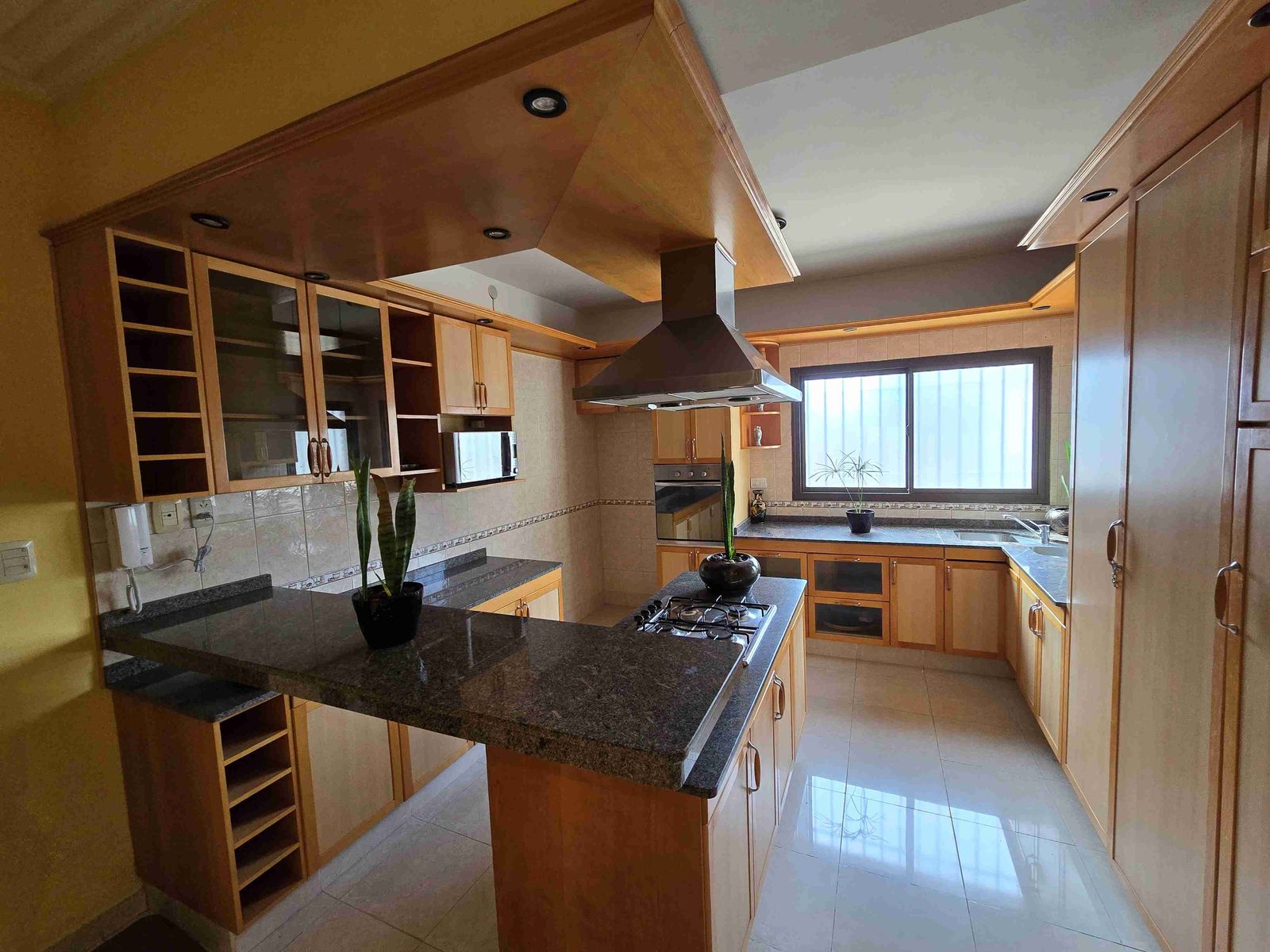 EXCELENTE CASA EN VENTA EN VILLA CARLOS PAZ, BARRIO COSTA AZUL, 4Dormitorios, Vista Panorámica — foto 11