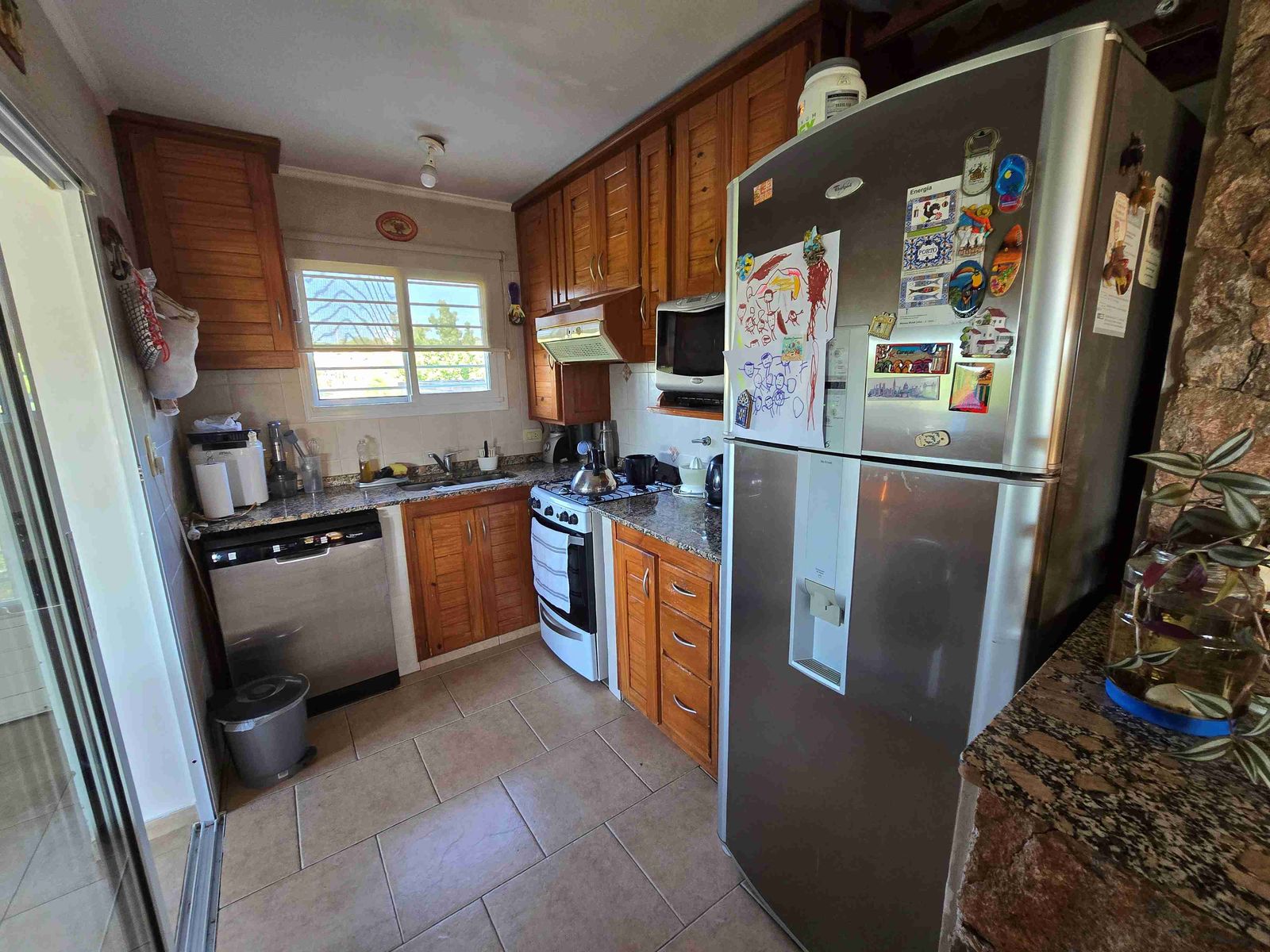 BELLÍSIMA CASA EN VENTA EN ESTANCIA VIEJA, A 2 CUADRAS DEL RIO BALNEARIO, UN LUGAR DE SIERRAS Y RIO — foto 8