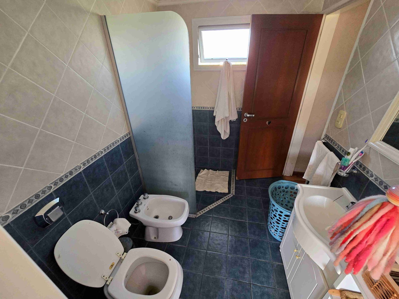 BELLÍSIMA CASA EN VENTA EN ESTANCIA VIEJA, A 2 CUADRAS DEL RIO BALNEARIO, UN LUGAR DE SIERRAS Y RIO — foto 14