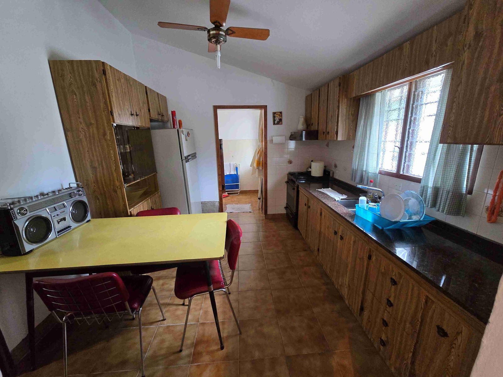 BELLA CASA EN VENTA EN CARLOS, CON PILETA, GAS NATURAL, BARRIO Miguel Muñoz — foto 11